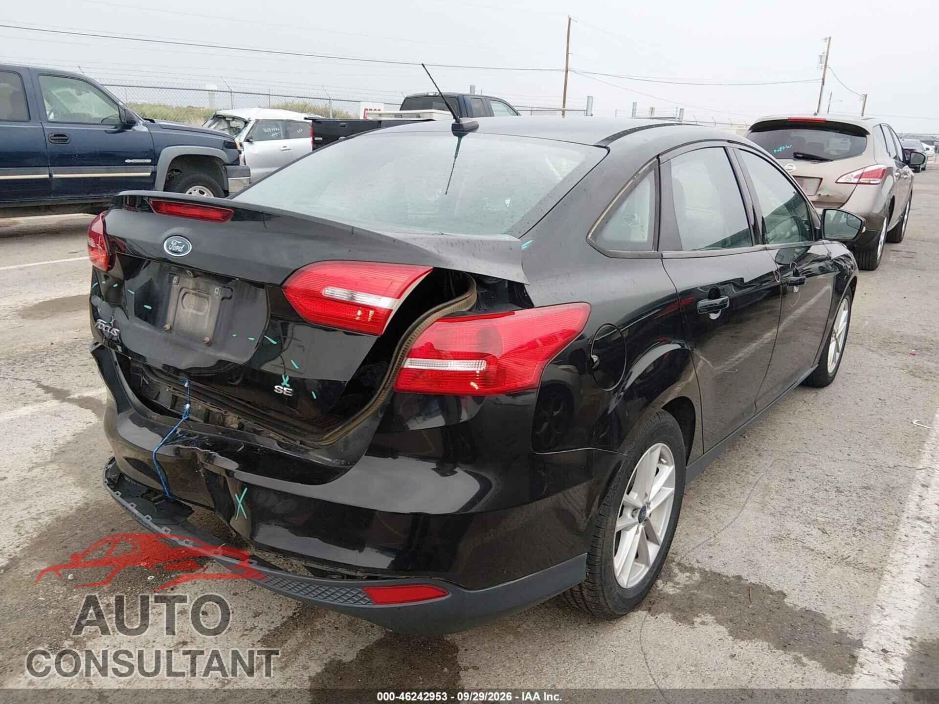FORD FOCUS 2017 - 1FADP3F22HL257720