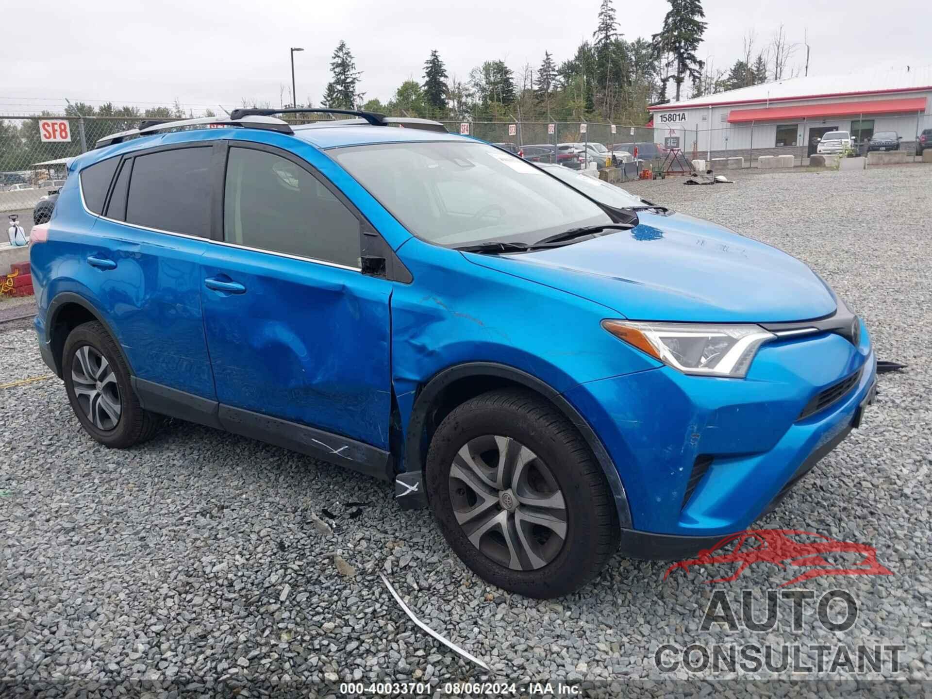 TOYOTA RAV4 2018 - JTMBFREV5JJ731325