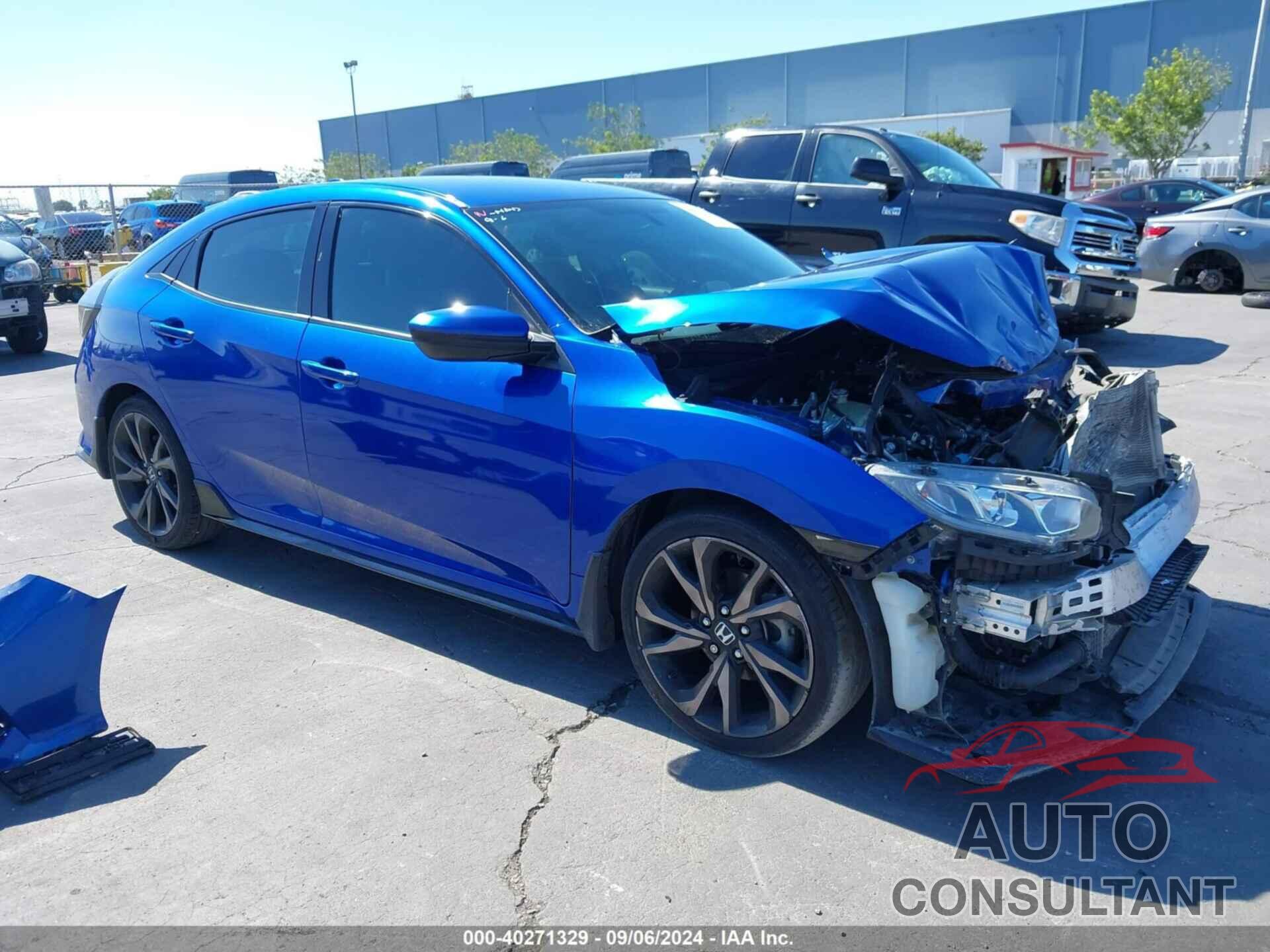 HONDA CIVIC 2018 - SHHFK7H45JU429995