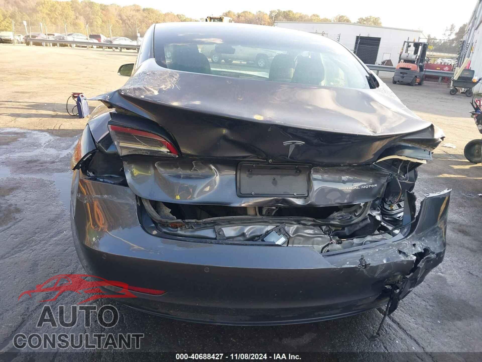 TESLA MODEL 3 2019 - 5YJ3E1EB7KF210002