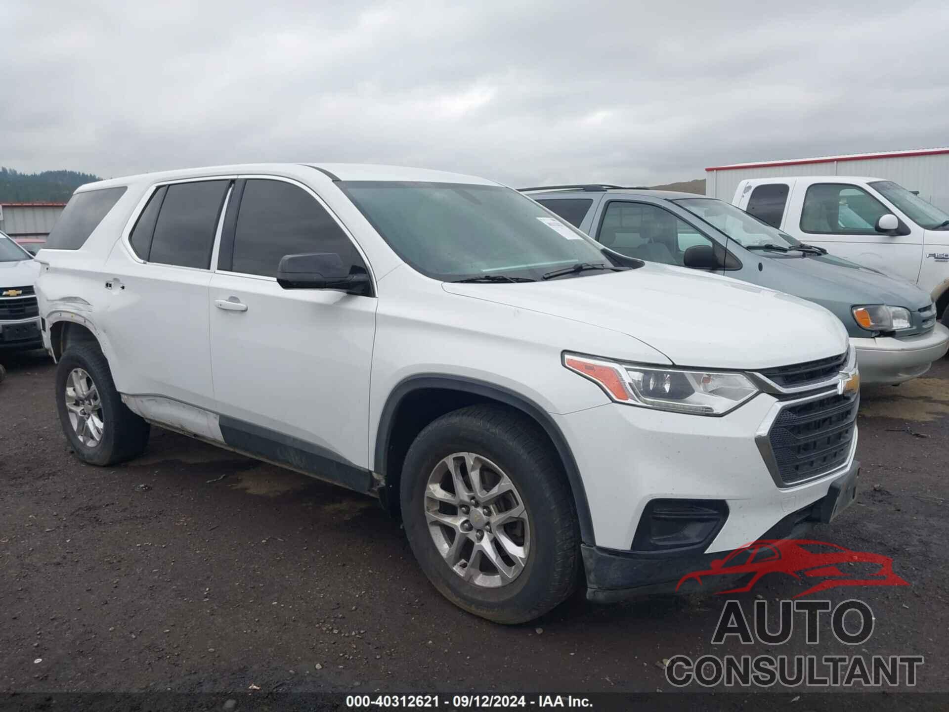 CHEVROLET TRAVERSE 2018 - 1GNEVFKW2JJ193220