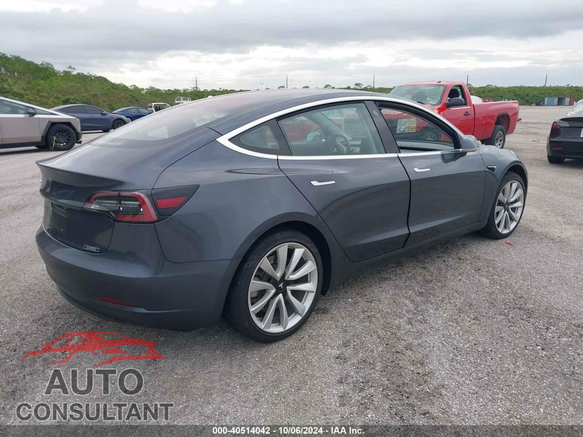 TESLA MODEL 3 2018 - 5YJ3E1EA3JF024219