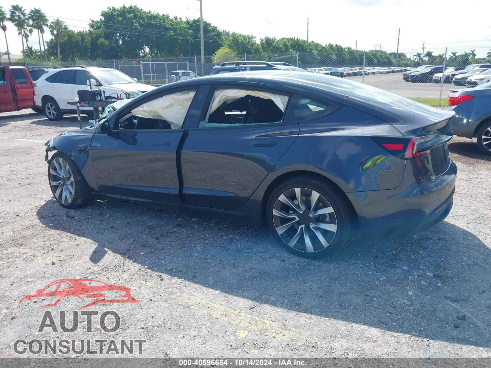 TESLA MODEL 3 2024 - 5YJ3E1EA2RF751069