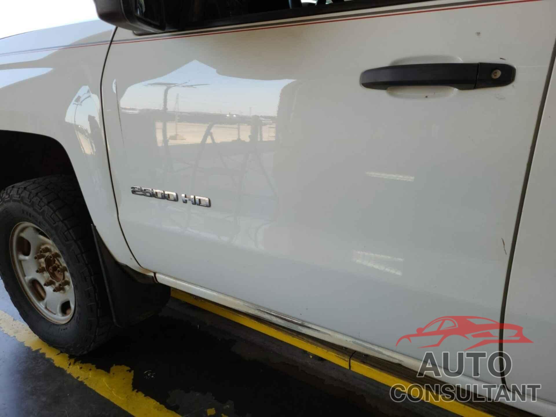 CHEVROLET SILVERADO 2019 - 2GC2KREG9K1200086