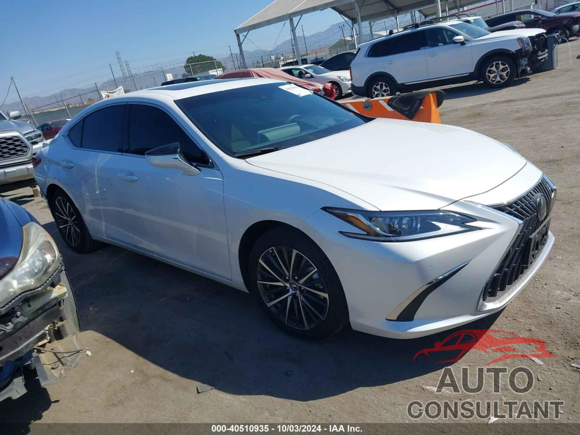 LEXUS ES 300H 2024 - 58ADA1C16RU054017