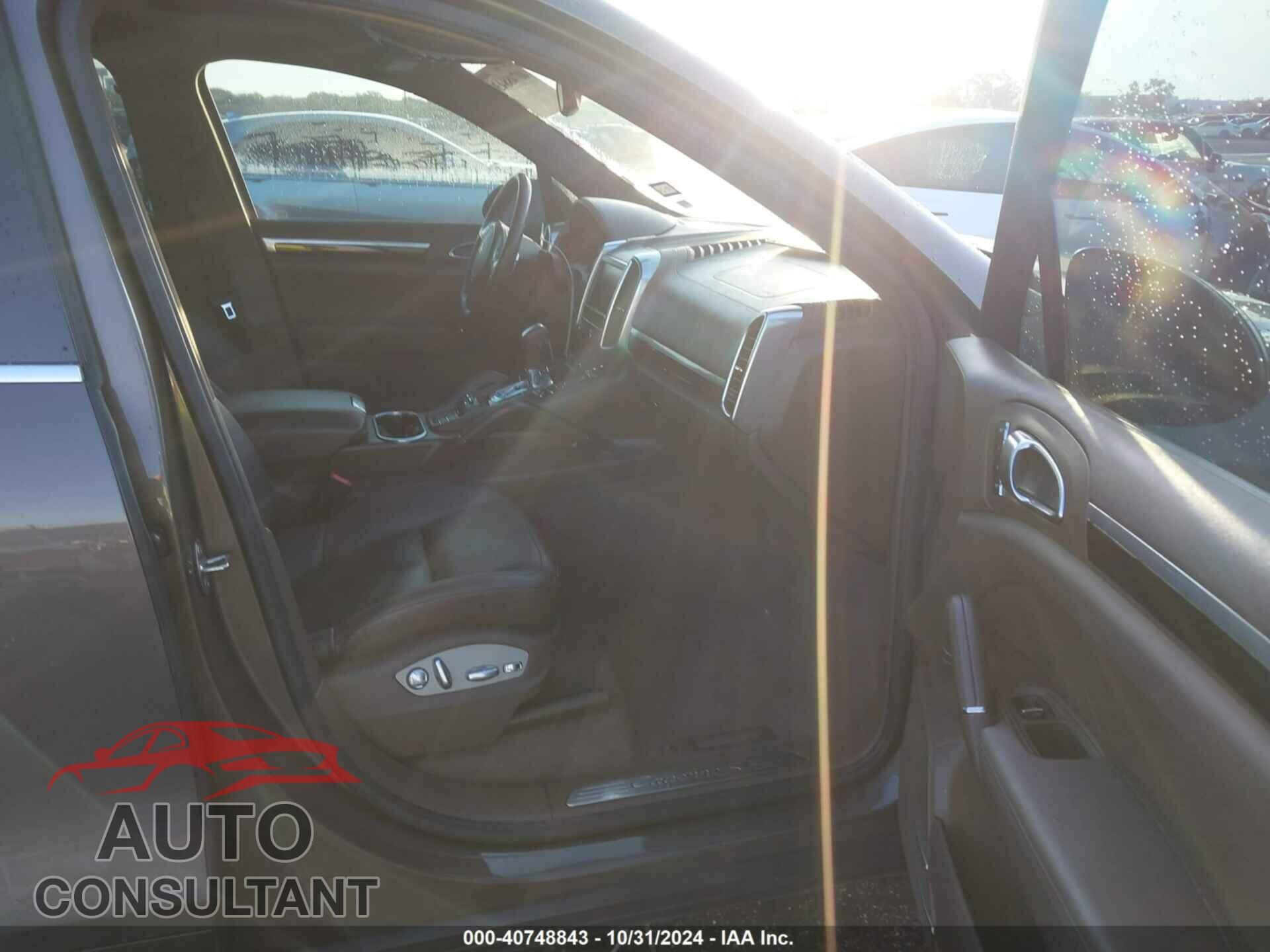PORSCHE CAYENNE 2012 - WP1AB2A25CLA43261