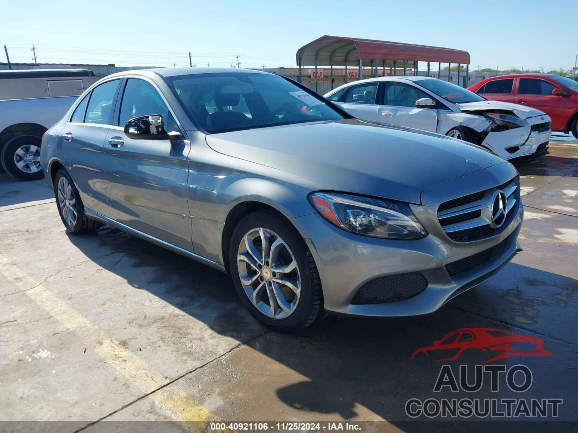 MERCEDES-BENZ C 300 2015 - 55SWF4KB1FU047688