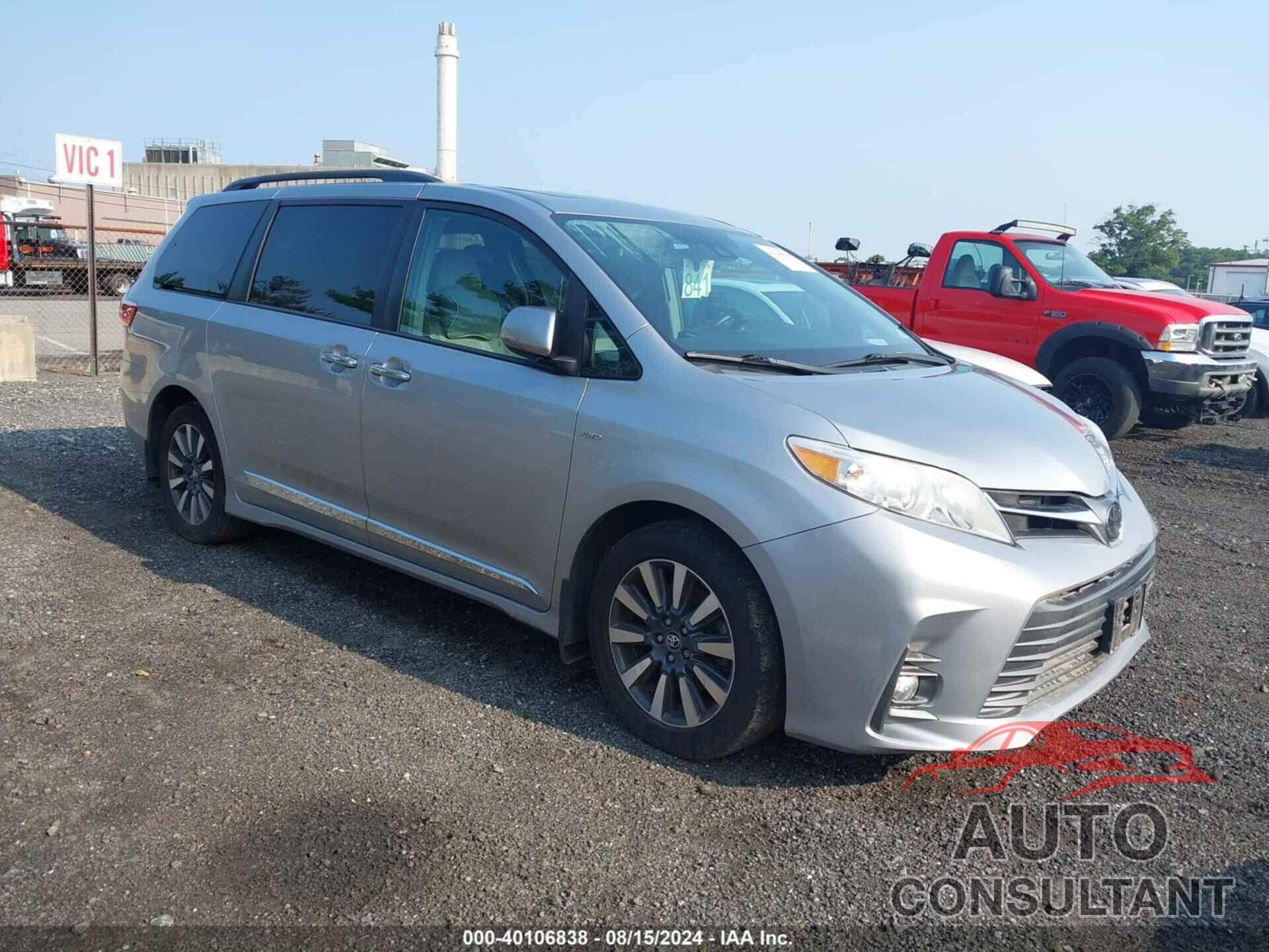 TOYOTA SIENNA 2018 - 5TDDZ3DC3JS202925