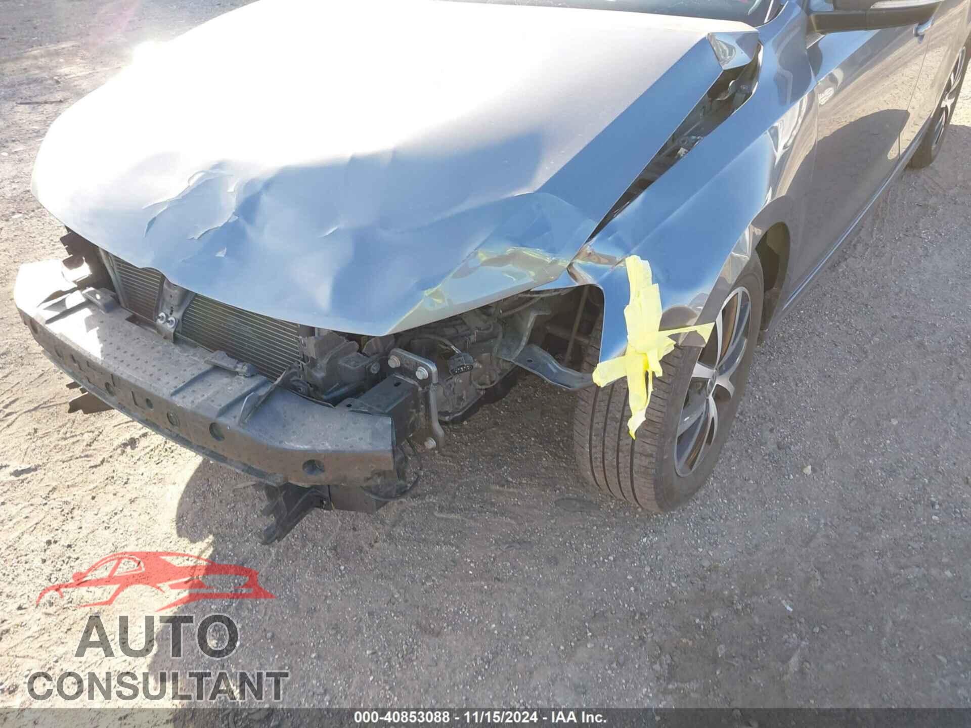 VOLKSWAGEN JETTA 2017 - 3VWDB7AJ7HM311359