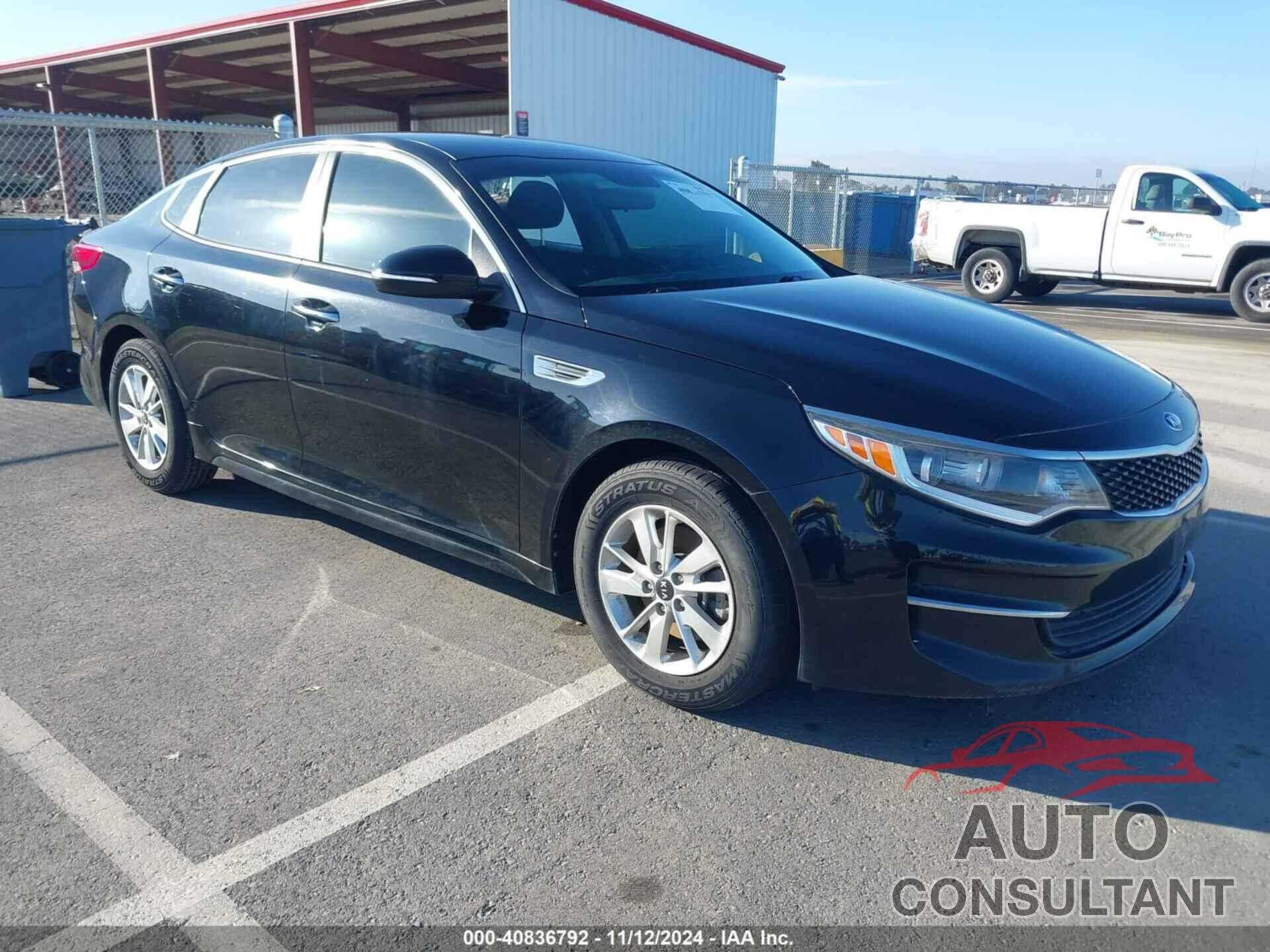 KIA OPTIMA 2017 - 5XXGT4L35HG144950