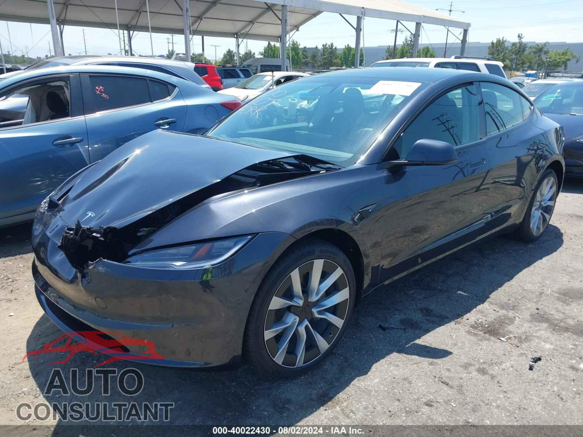 TESLA MODEL 3 2024 - 5YJ3E1EB9RF768752