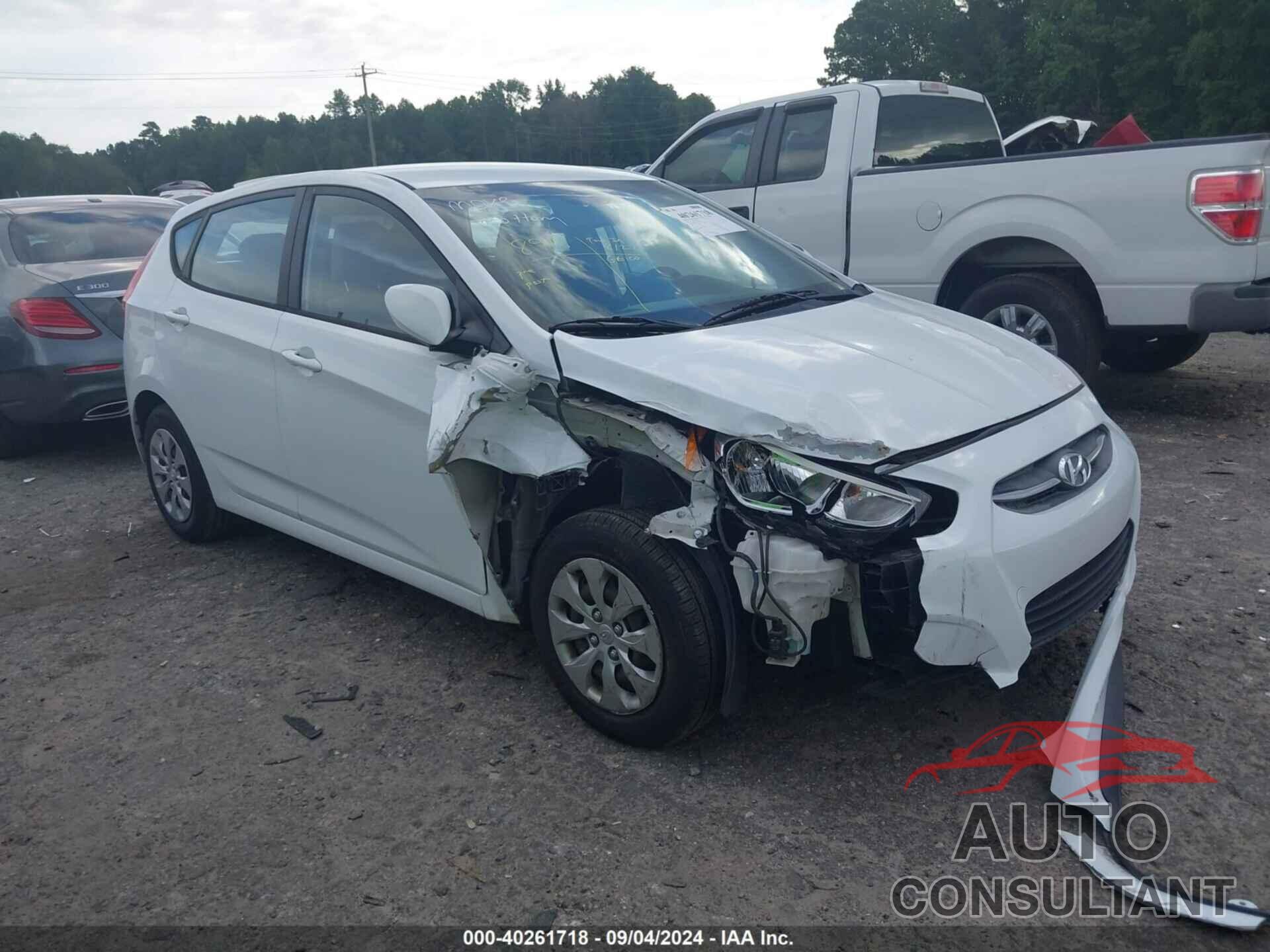 HYUNDAI ACCENT 2017 - KMHCT5AE1HU307561