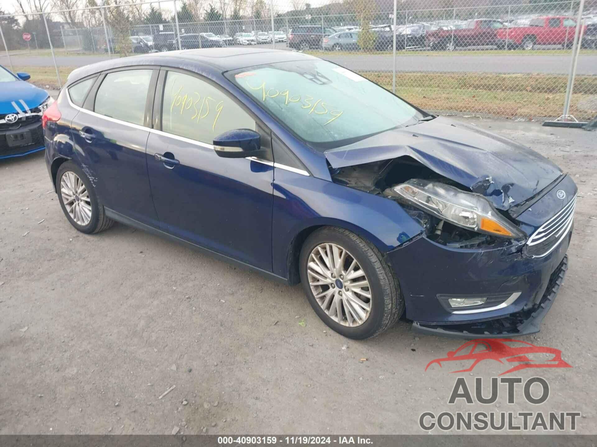 FORD FOCUS 2017 - 1FADP3N28HL228336