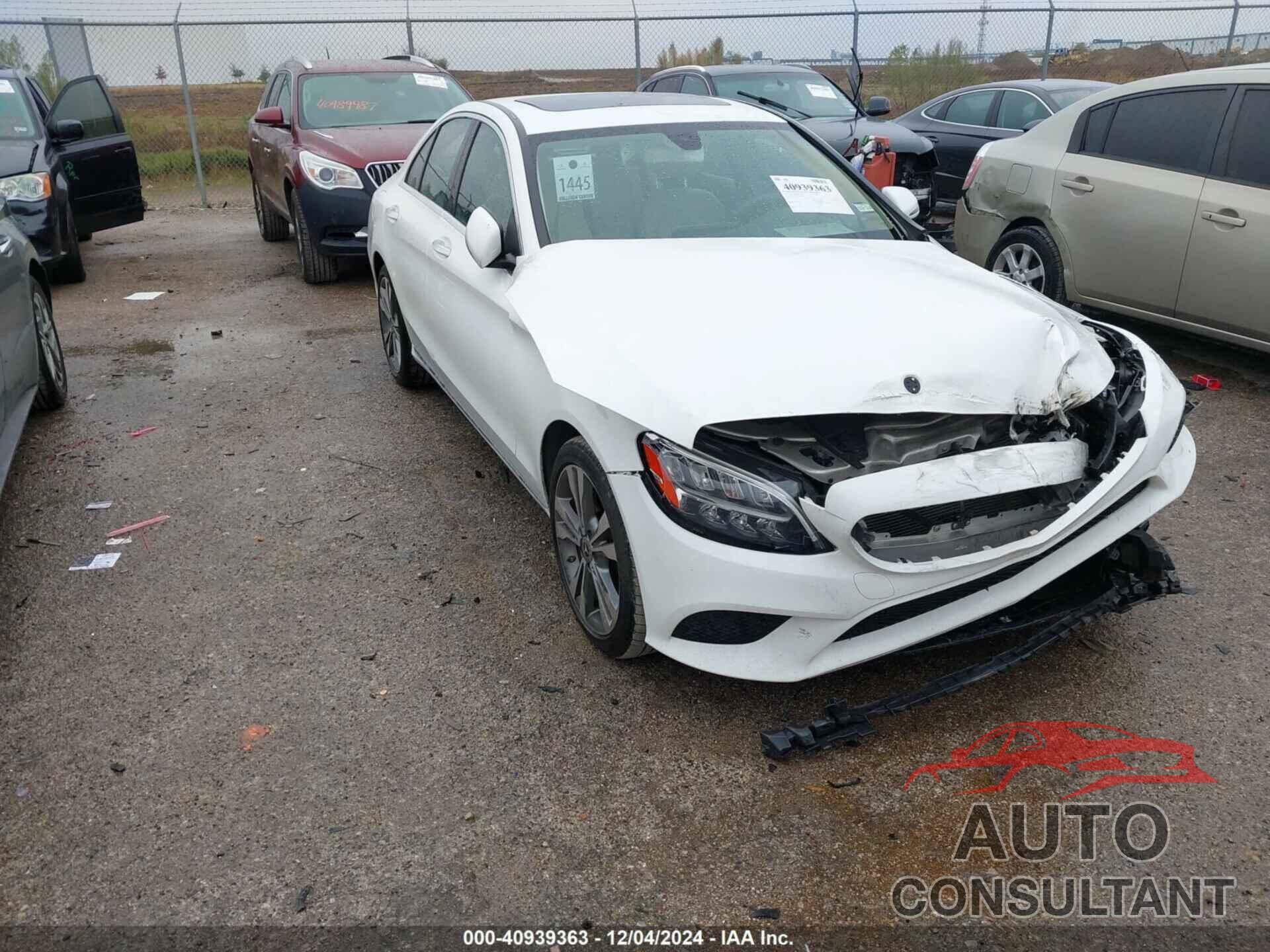 MERCEDES-BENZ C 300 2019 - WDDWF8DB1KR484185