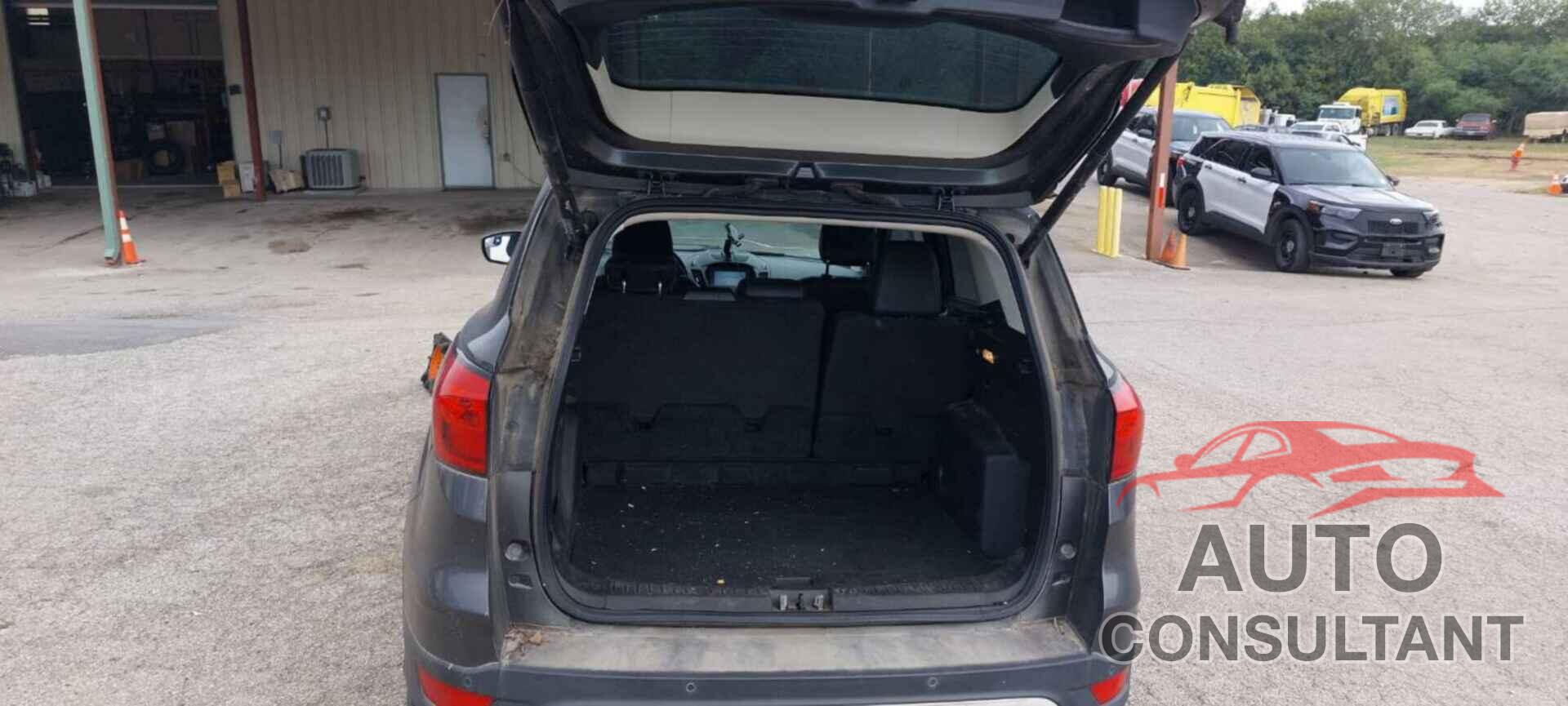 FORD ESCAPE 2019 - 1FMCU9HD8KUB82454