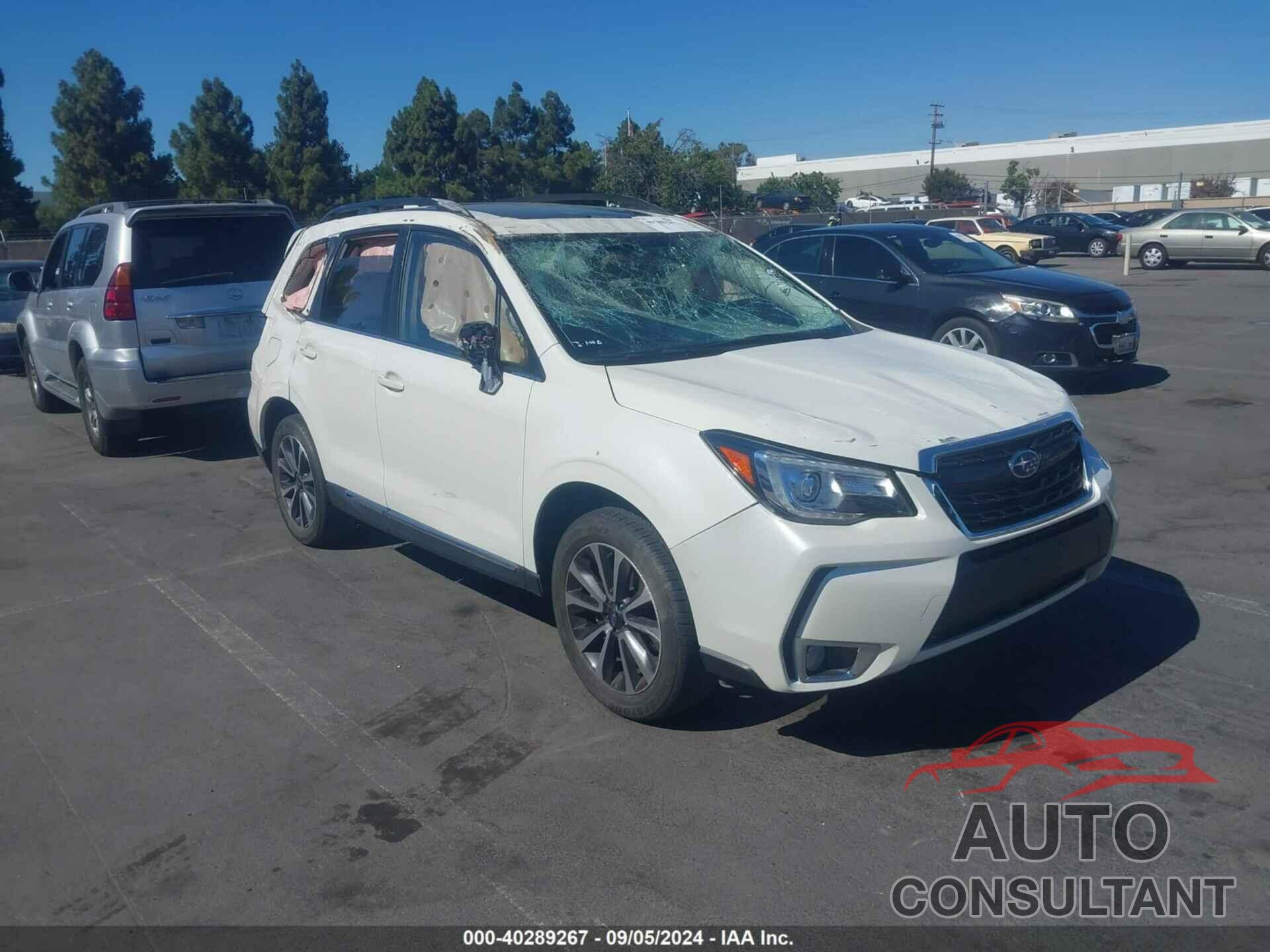 SUBARU FORESTER 2018 - JF2SJGWC1JH536279