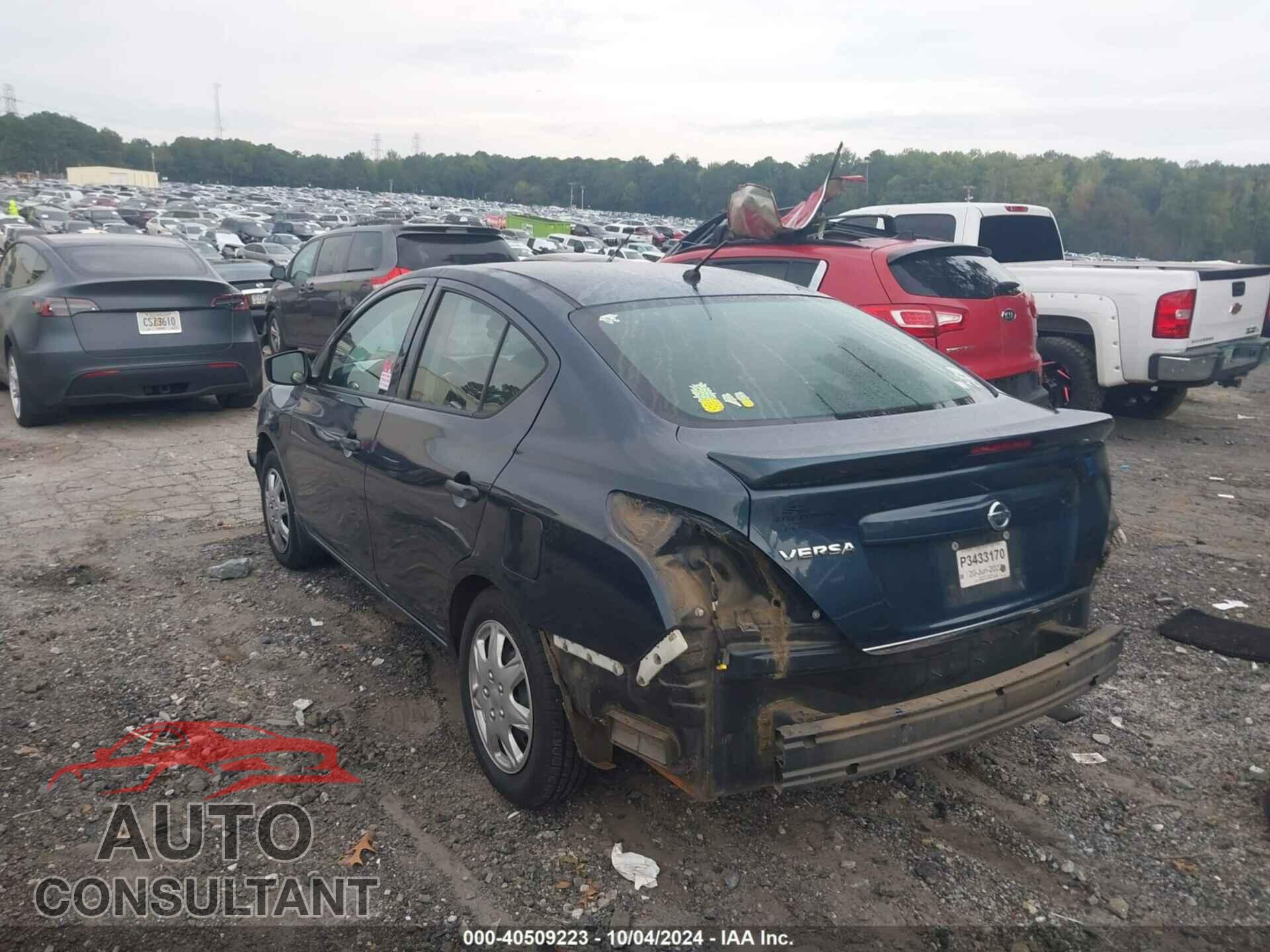 NISSAN VERSA 2017 - 3N1CN7AP1HL843435