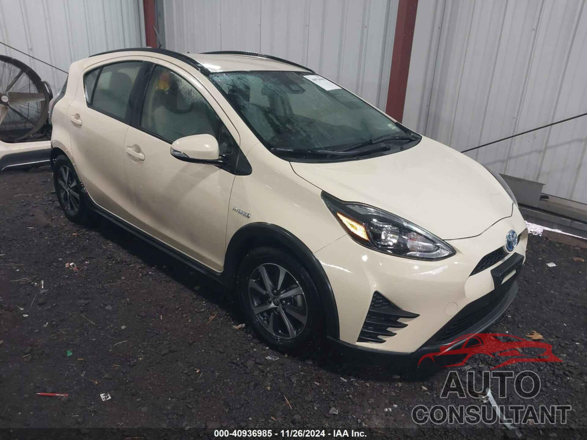 TOYOTA PRIUS C 2018 - JTDKDTB37J1612682