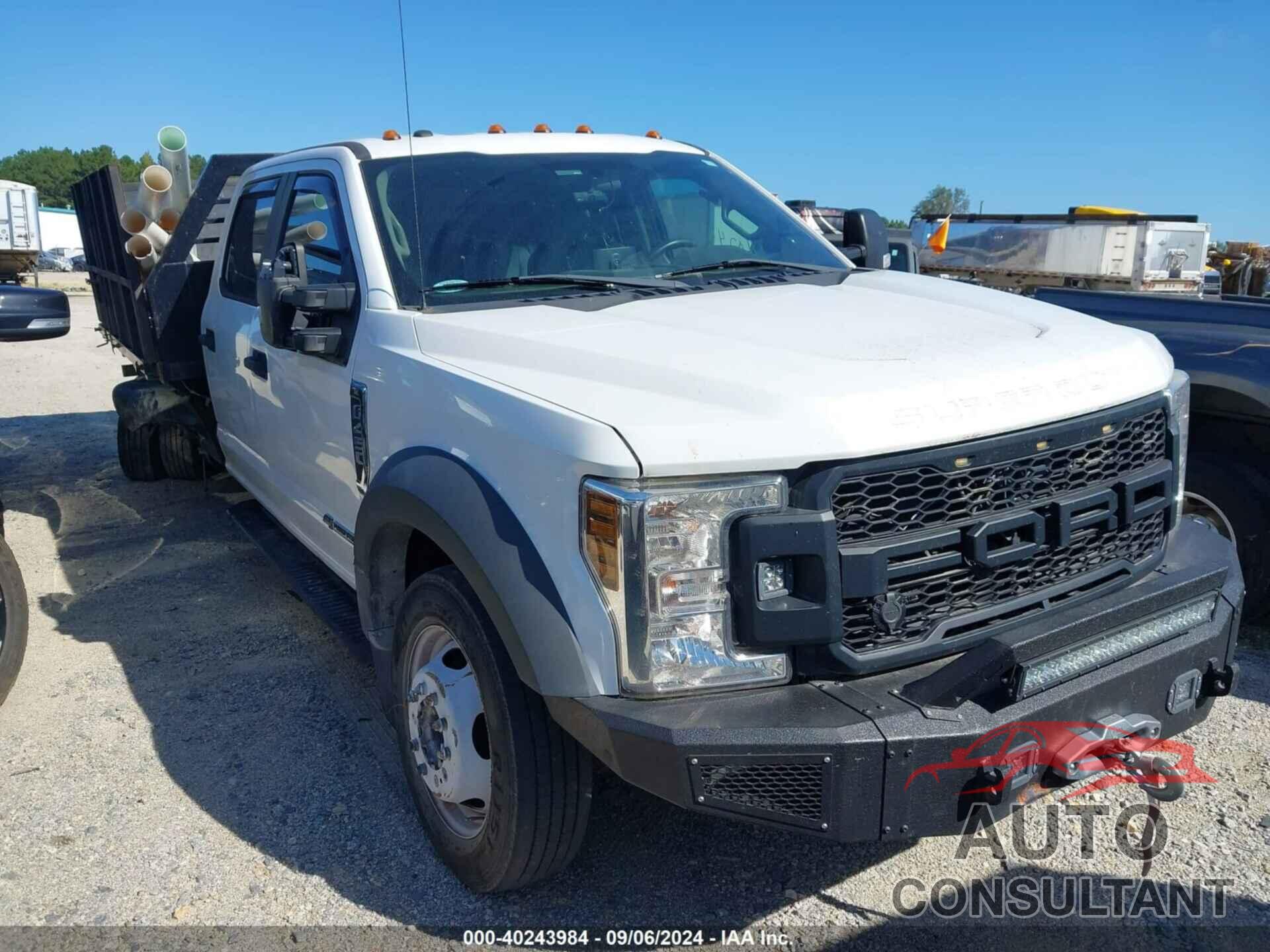 FORD F-450 CHASSIS 2018 - 1FD0W4HT1JEB05733