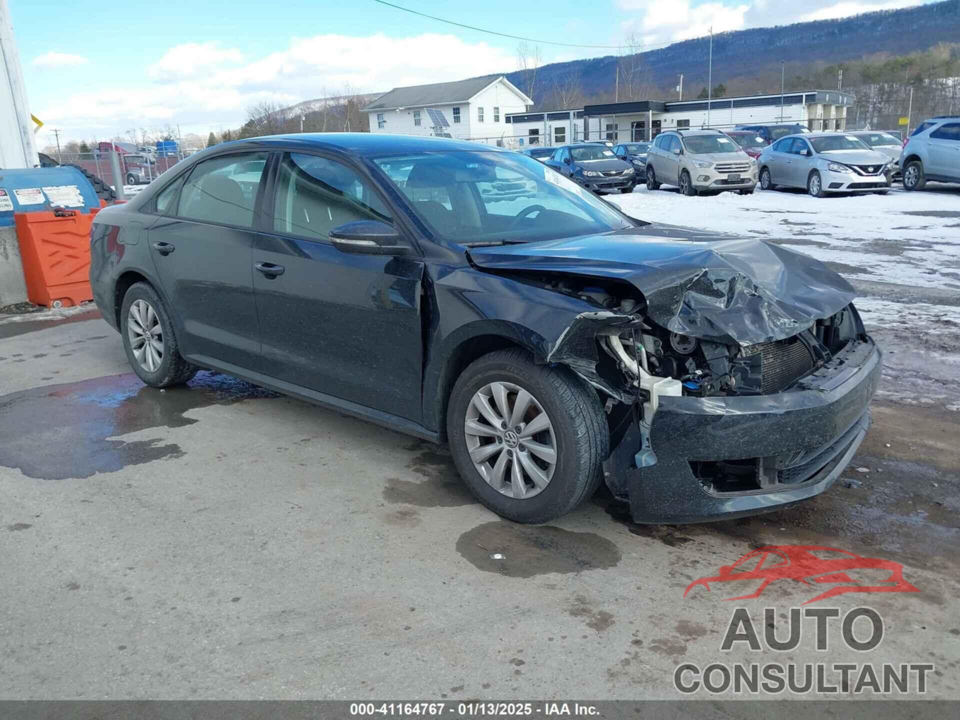 VOLKSWAGEN PASSAT 2012 - 1VWAP7A31CC037124