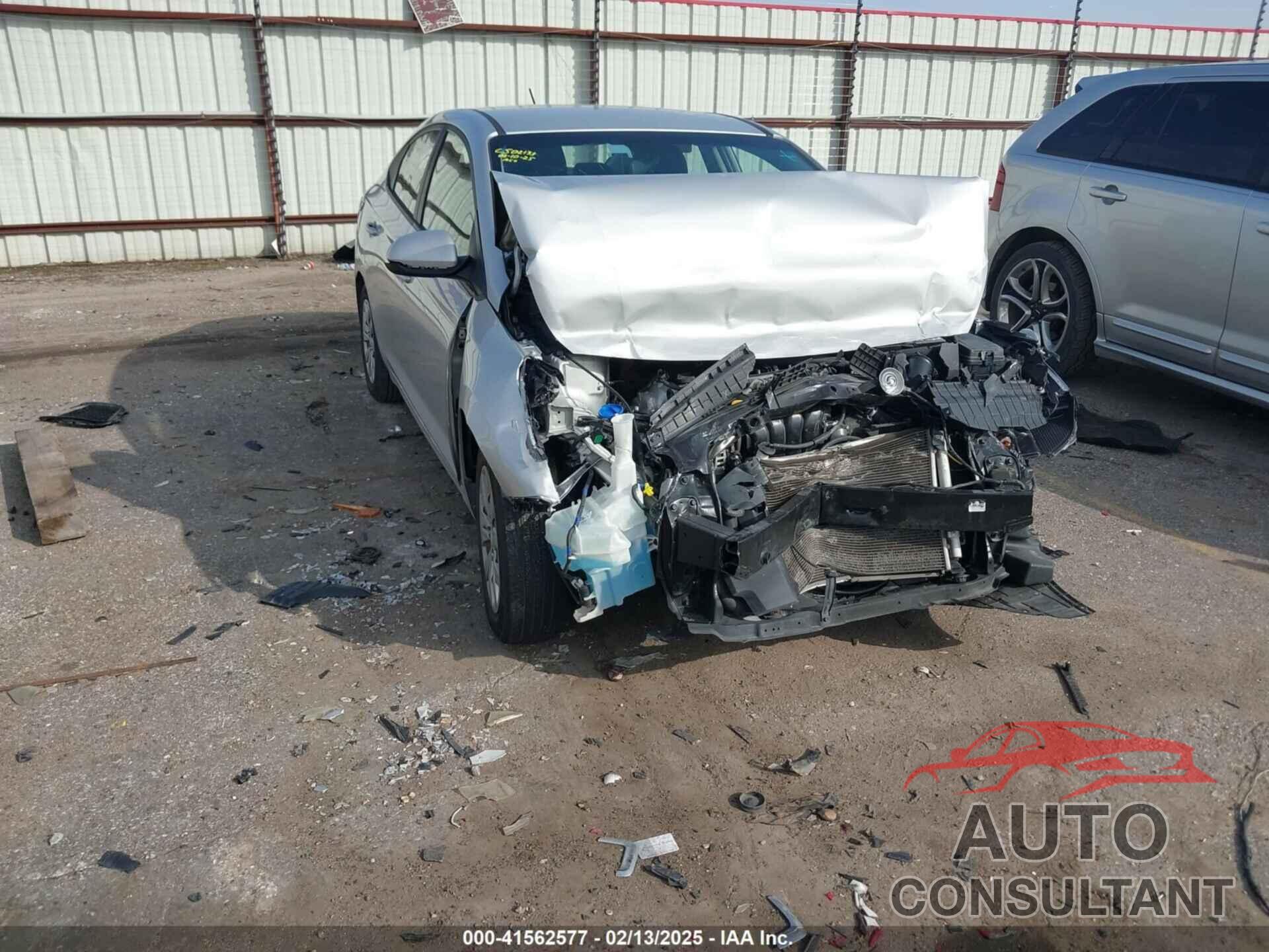 HYUNDAI ACCENT 2018 - 3KPC24A3XJE021924
