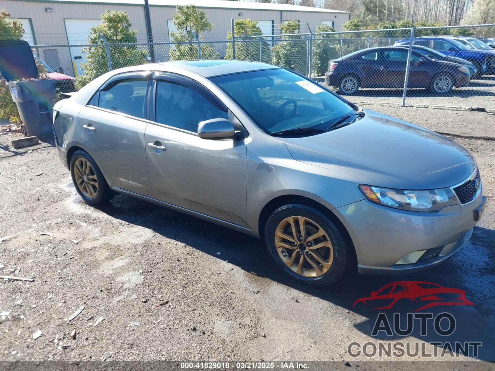 KIA FORTE 2011 - KNAFU4A27B5374453