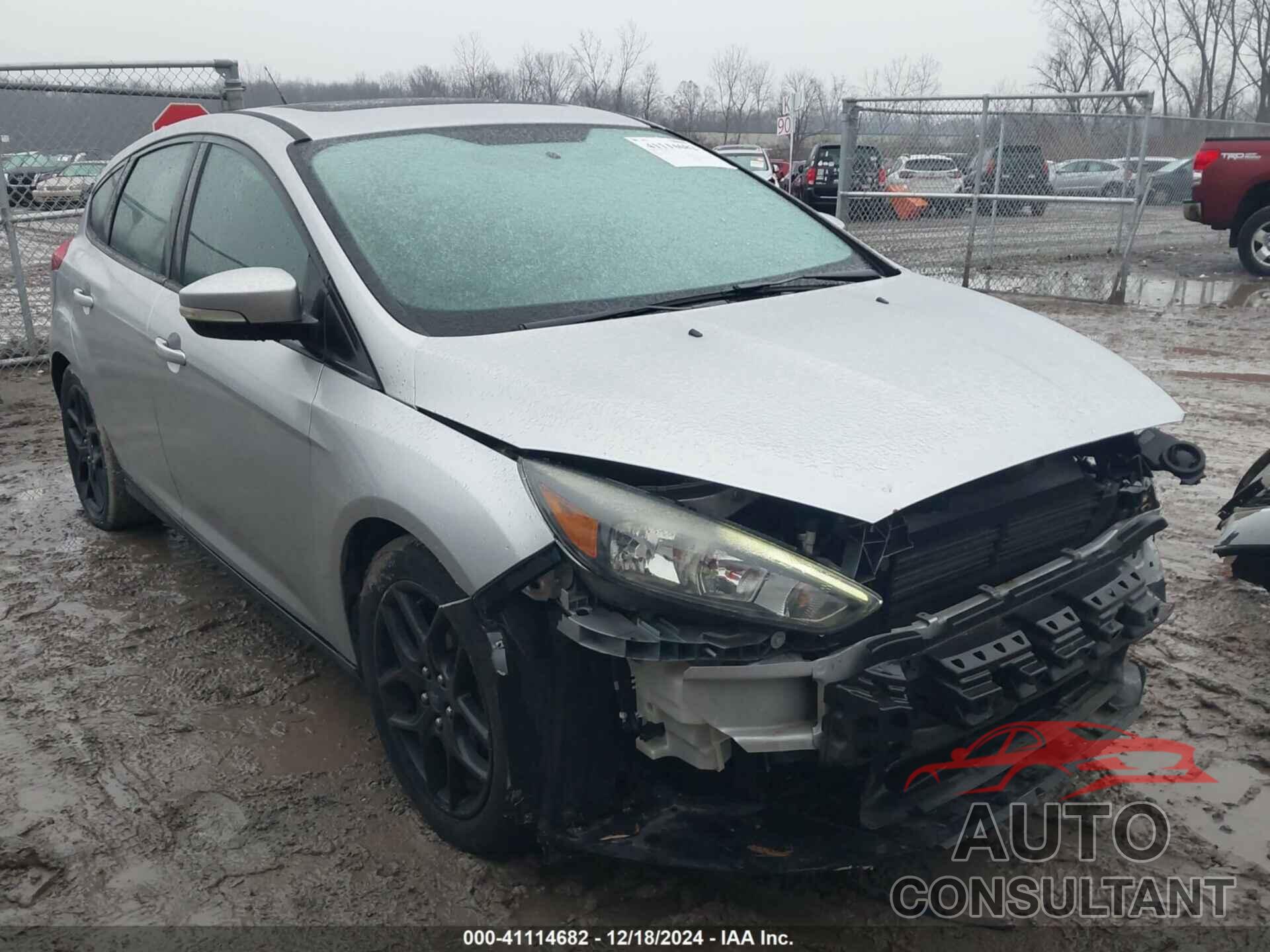 FORD FOCUS 2016 - 1FADP3K26GL326509