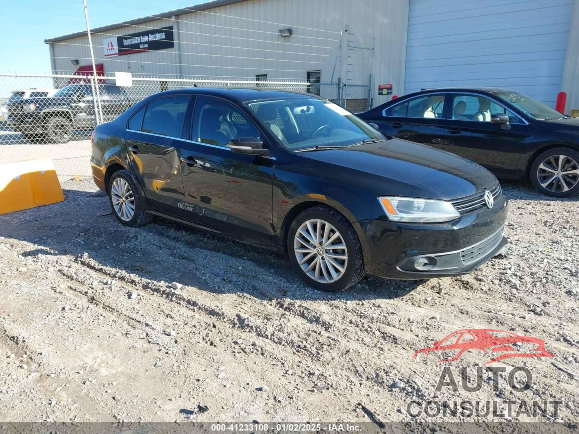 VOLKSWAGEN JETTA 2011 - 3VWLX7AJ7BM369783