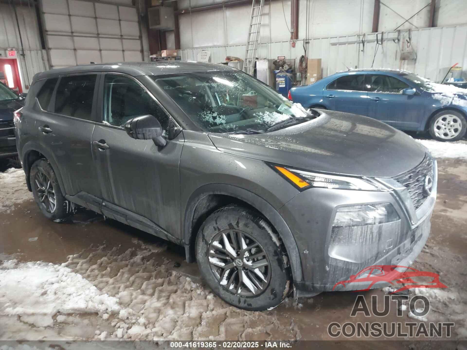 NISSAN ROGUE 2022 - 5N1BT3AB3NC686277