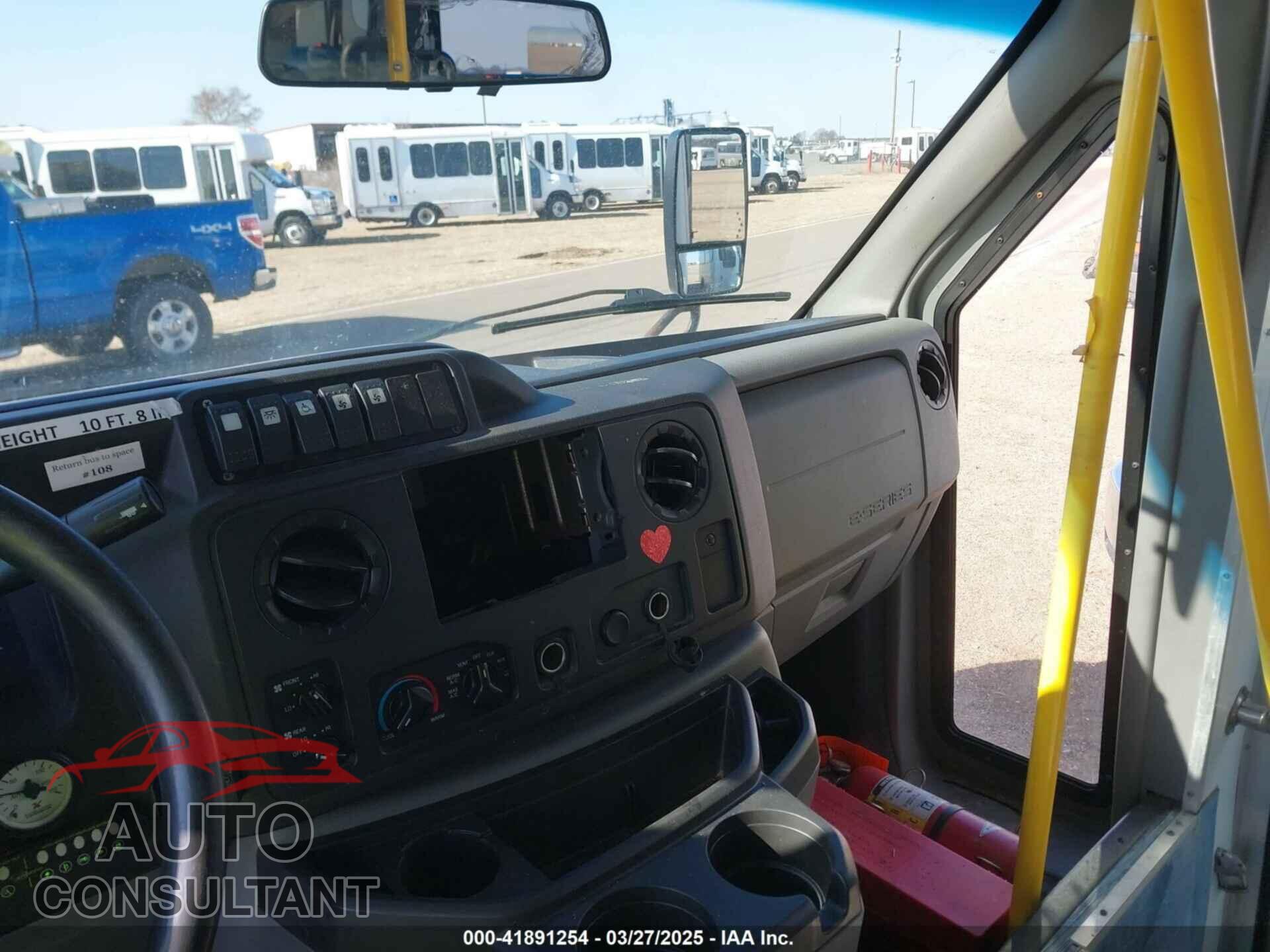FORD E-450 CUTAWAY 2017 - 1FDFE4FS2HDC67328