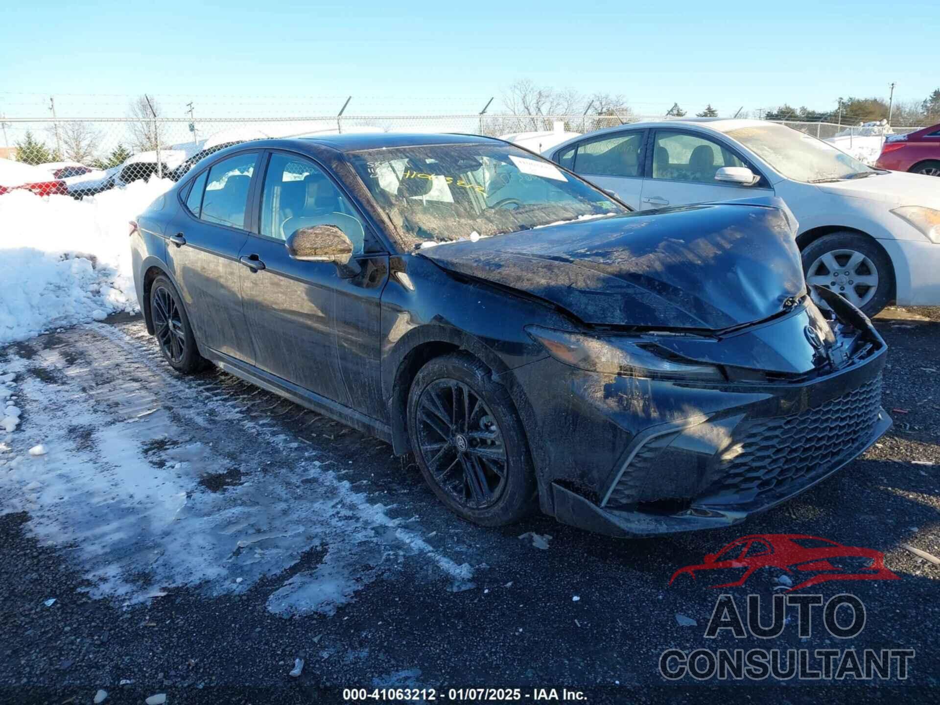 TOYOTA CAMRY 2025 - 4T1DAACK7SU553284