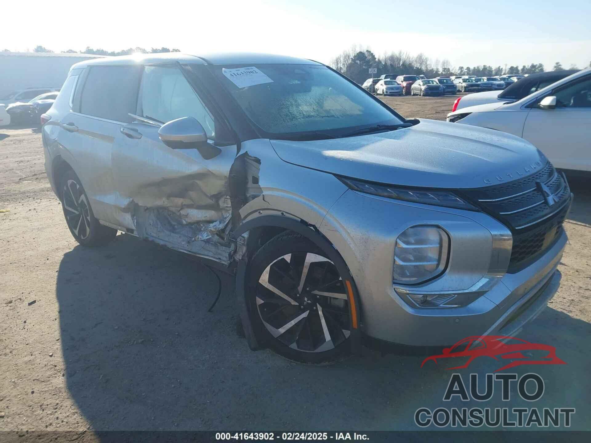 MITSUBISHI OUTLANDER 2024 - JA4J3VA83RZ019559