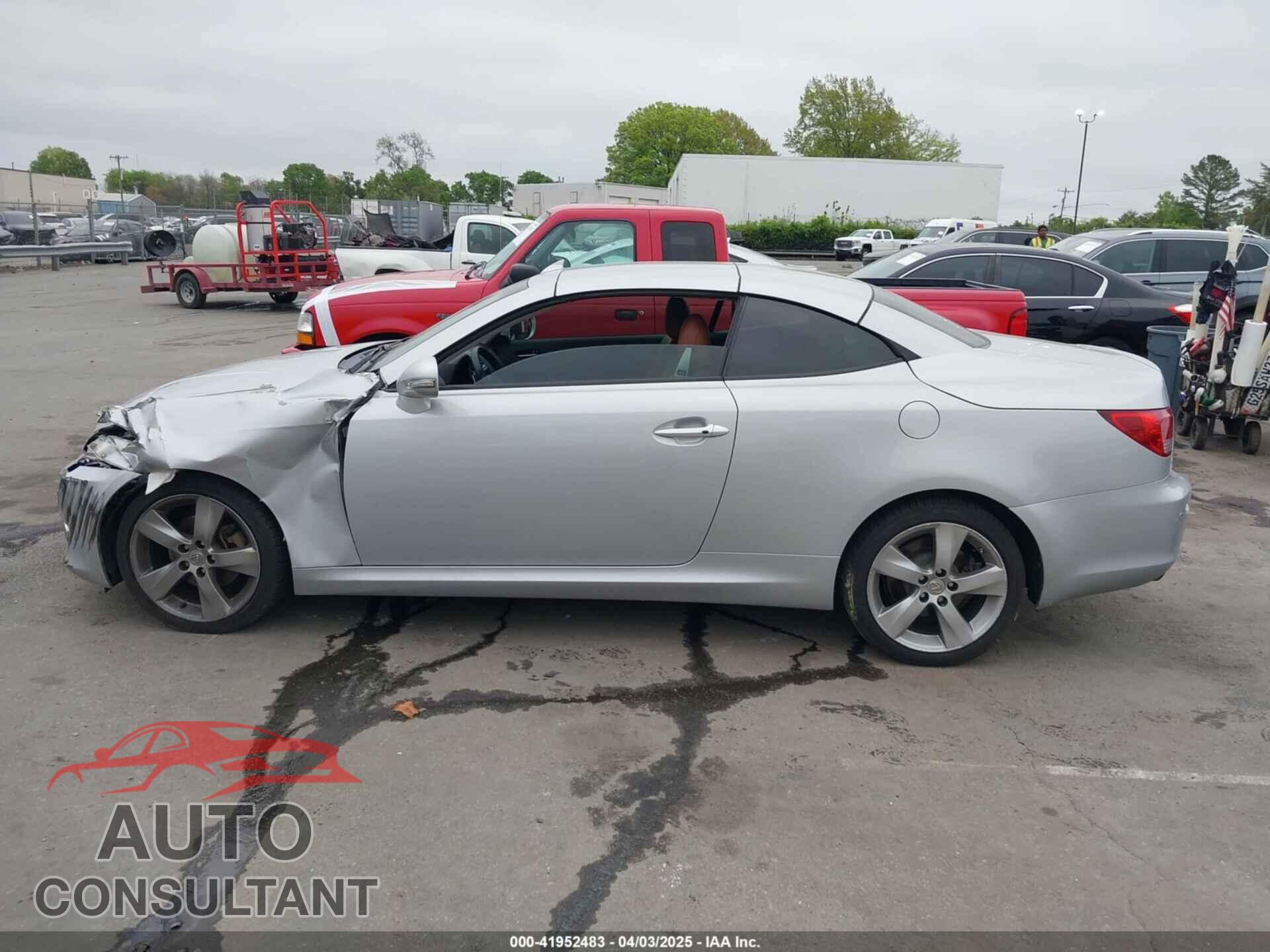 LEXUS IS 250C 2011 - JTHFF2C2XB2520729