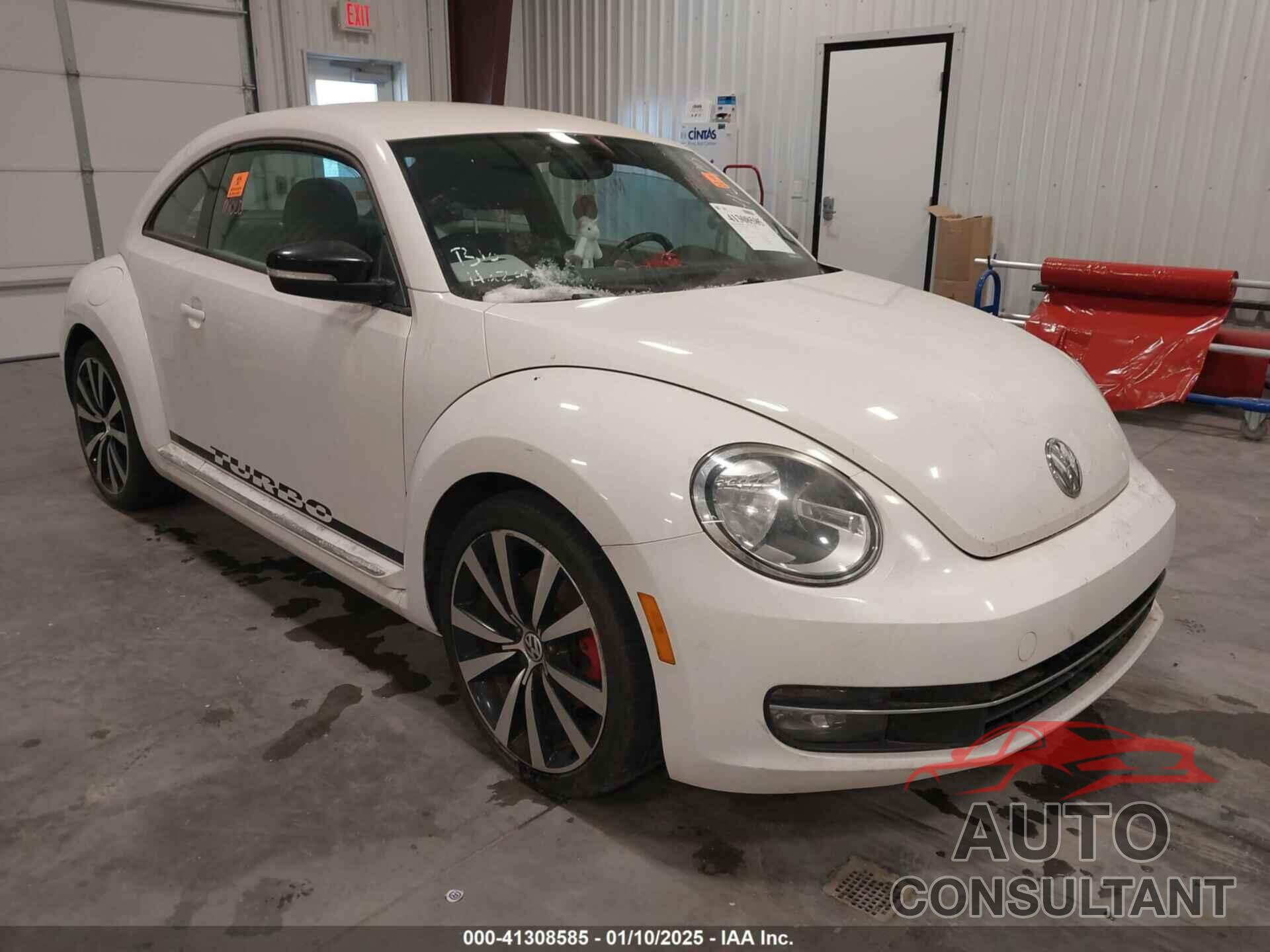 VOLKSWAGEN BEETLE 2012 - 3VWVA7AT5CM604095