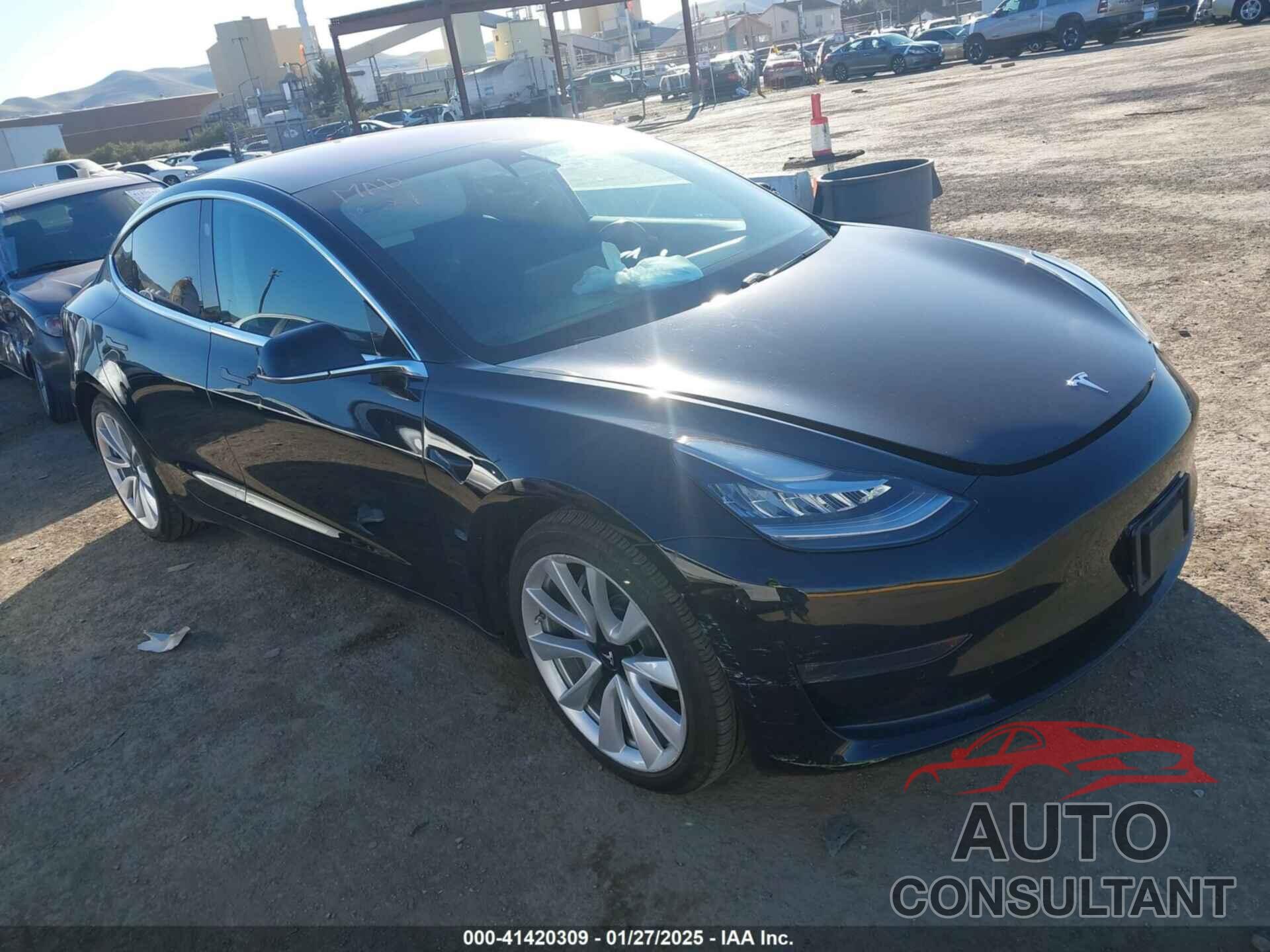 TESLA MODEL 3 2018 - 5YJ3E1EB0JF149090