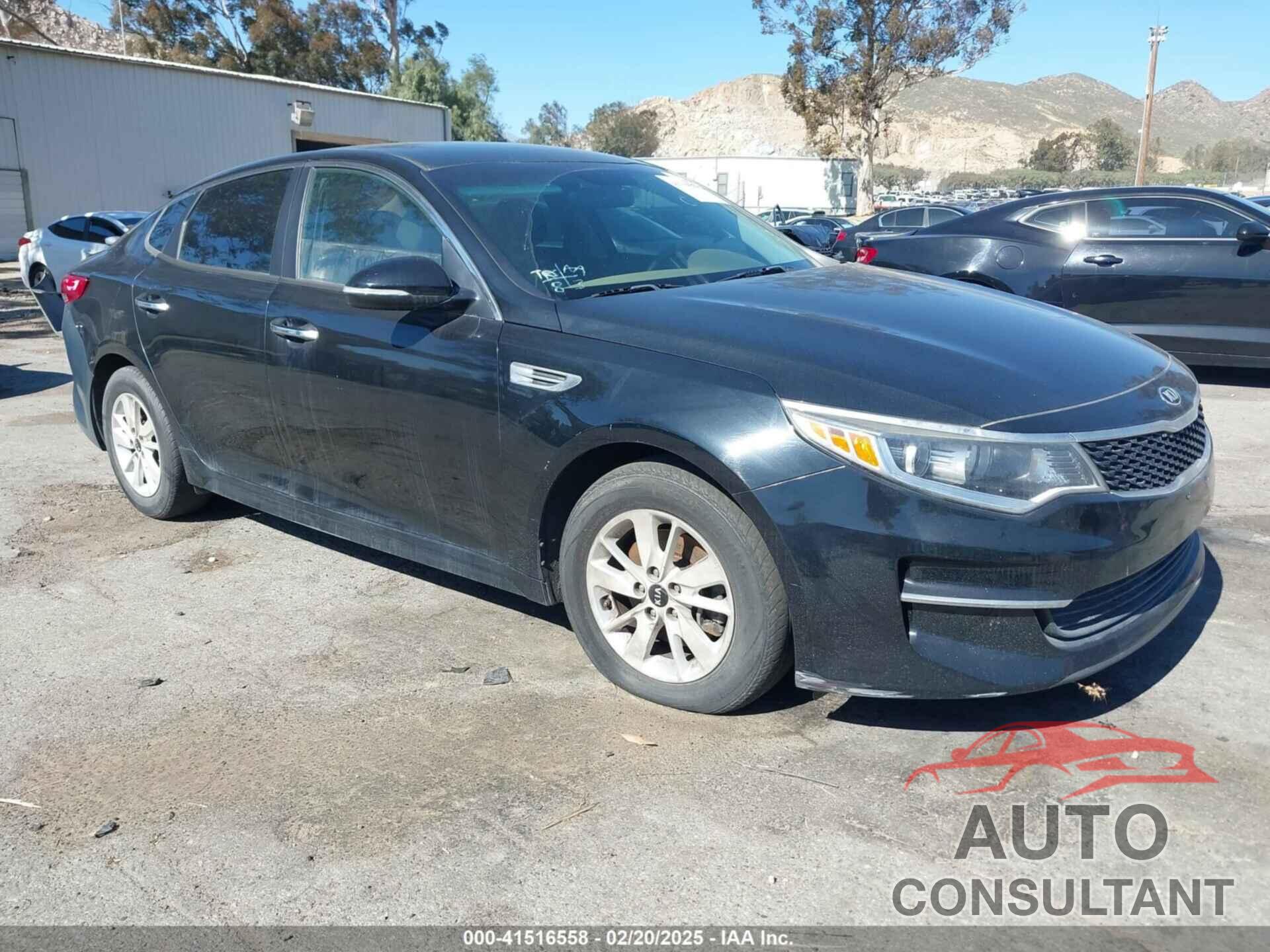 KIA OPTIMA 2017 - 5XXGT4L32HG127779