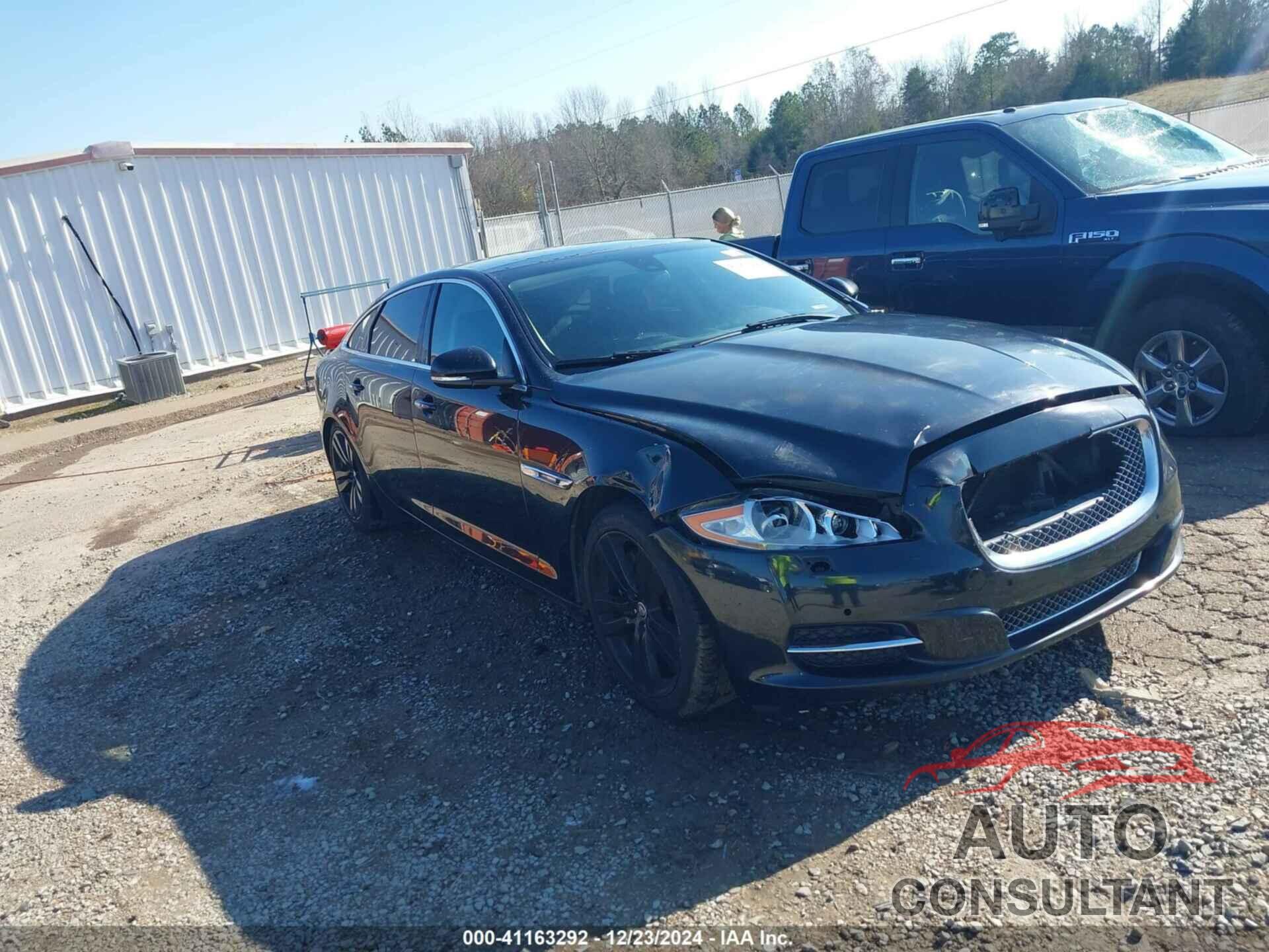 JAGUAR XJ 2012 - SAJWA2GB2CLV26385