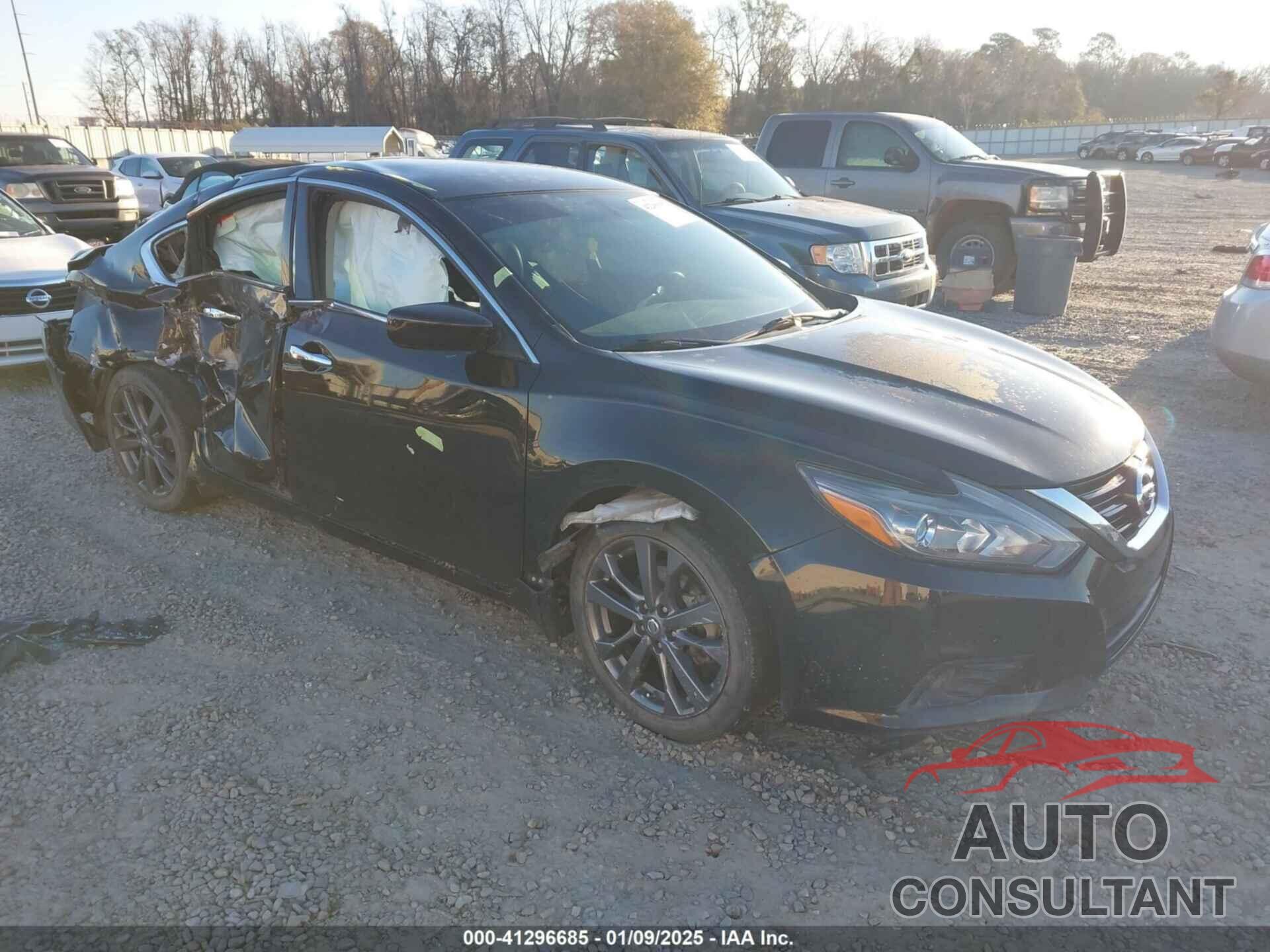 NISSAN ALTIMA 2018 - 1N4AL3AP0JC206319