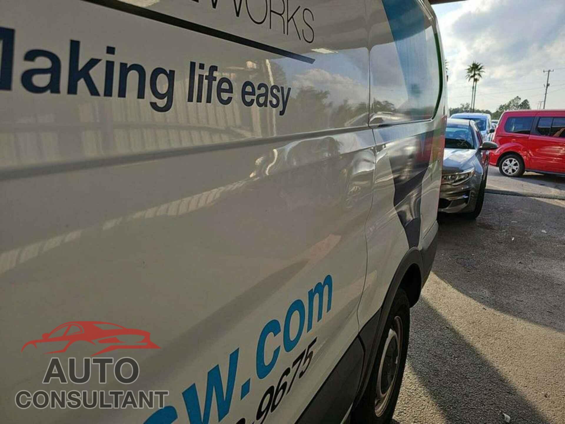 FORD TRANSIT 2018 - 1FTYE1YM8JKB52051