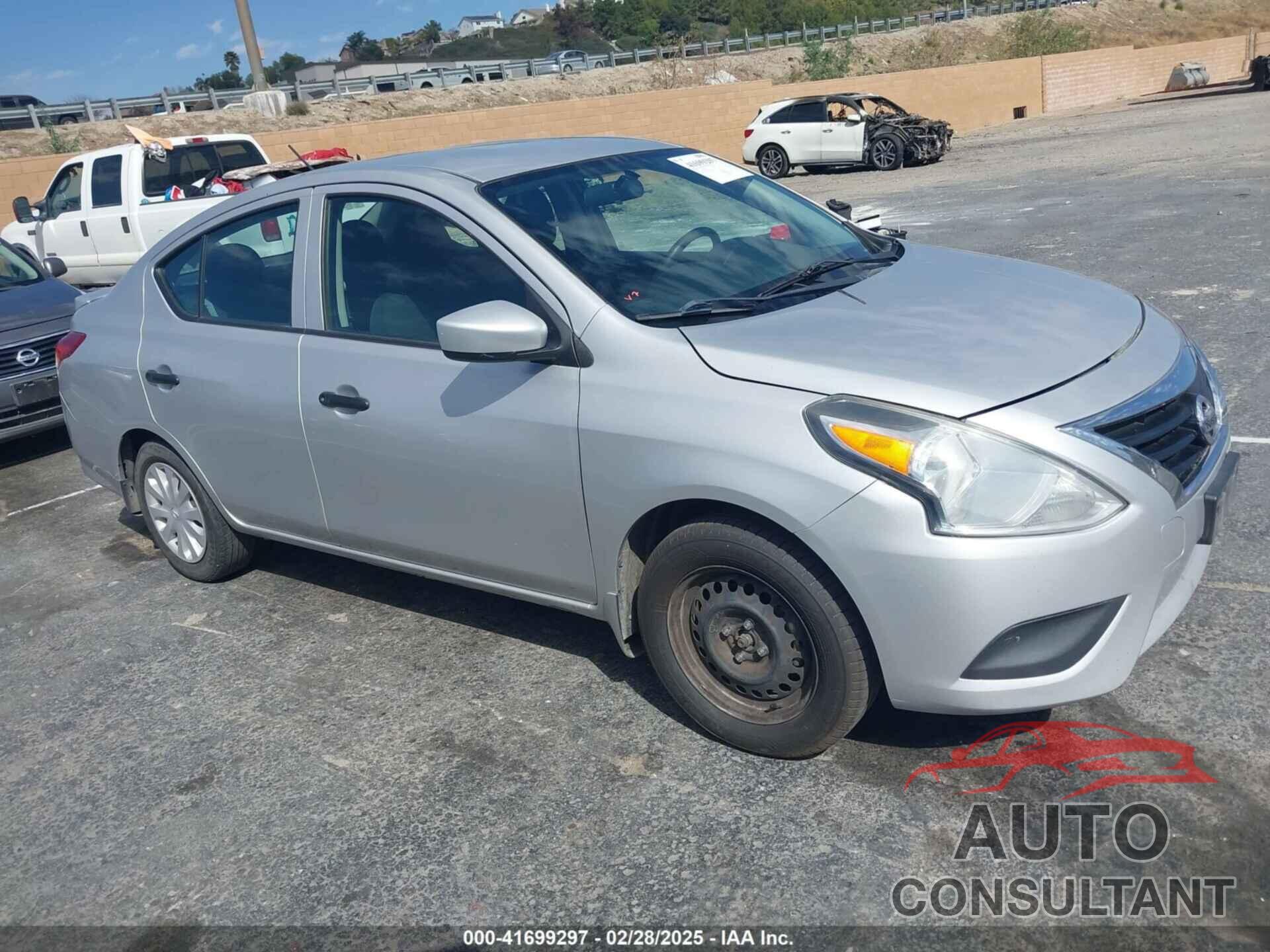 NISSAN VERSA 2018 - 3N1CN7AP8JL825066