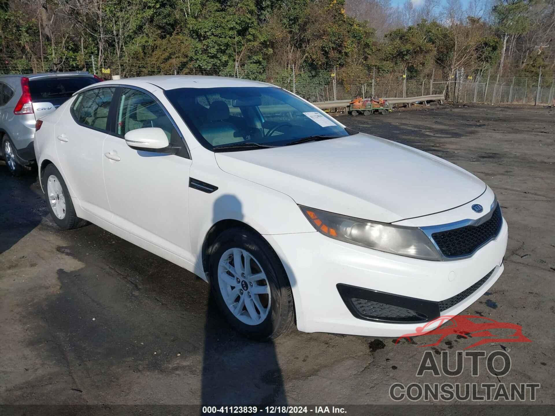KIA OPTIMA 2011 - KNAGM4A74B5077236