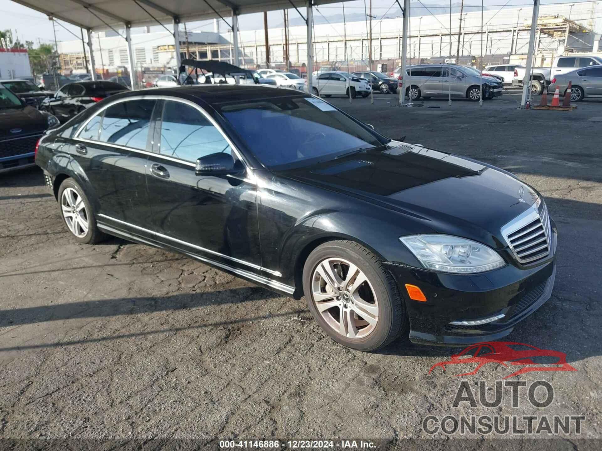 MERCEDES-BENZ S 550 2010 - WDDNG7BB7AA342023