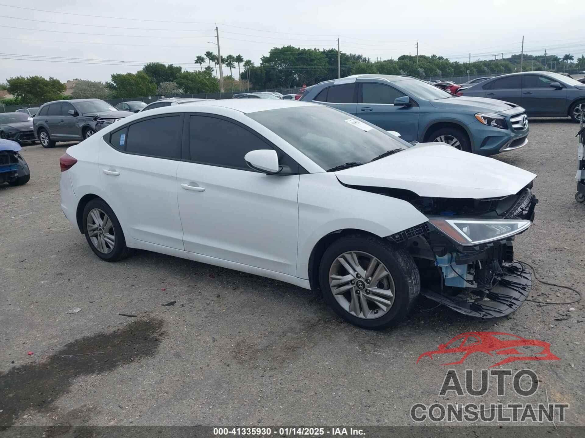 HYUNDAI ELANTRA 2019 - 5NPD84LF1KH464583