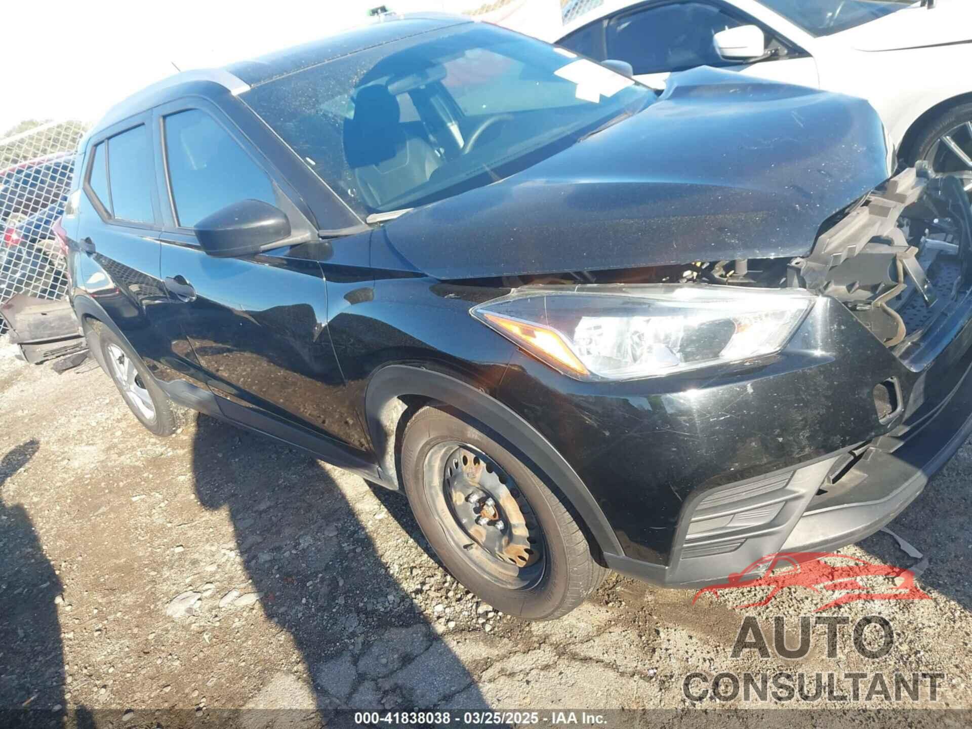 NISSAN KICKS 2018 - 3N1CP5CUXJL515082