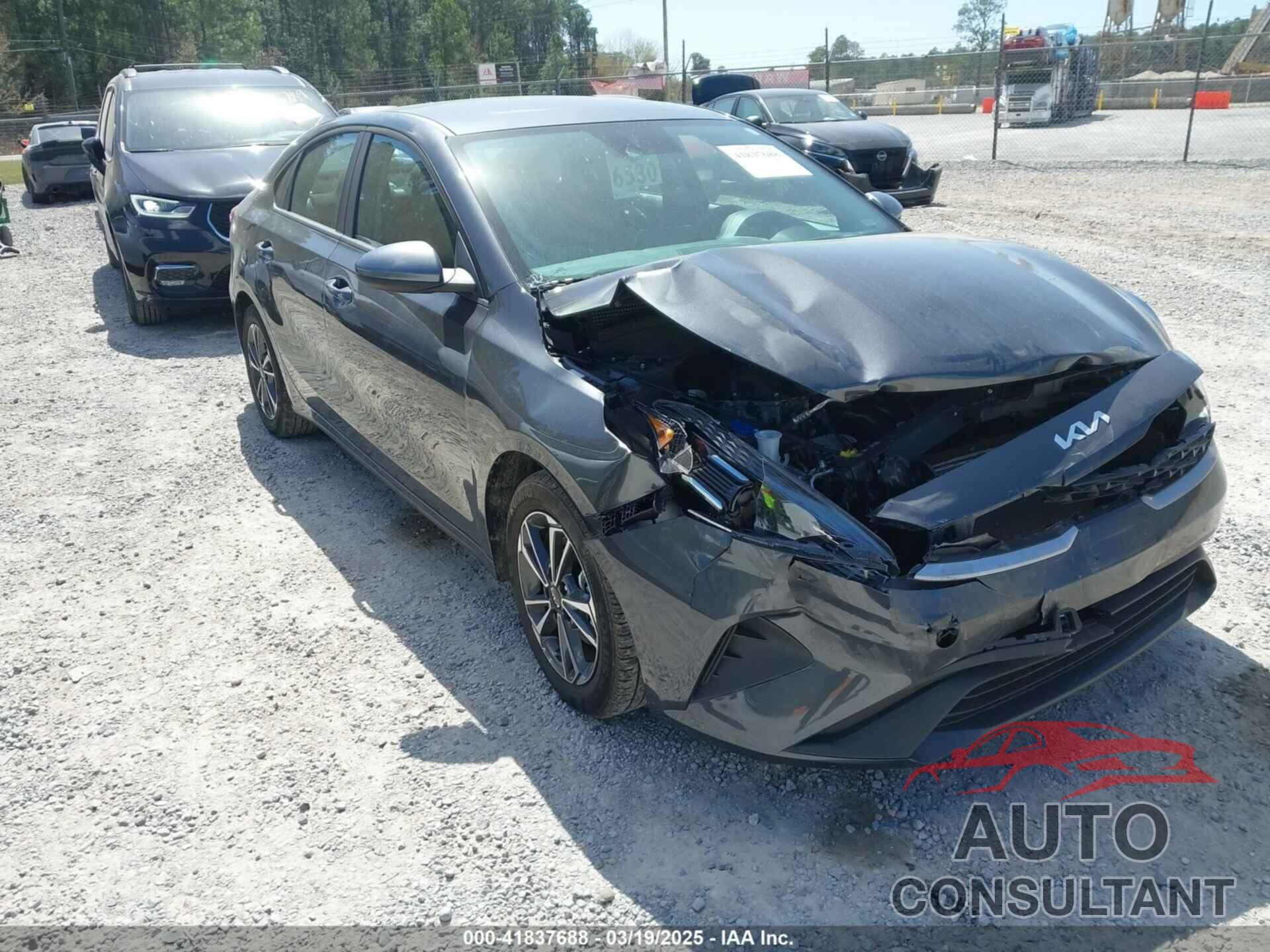 KIA FORTE 2024 - 3KPF24AD7RE785604