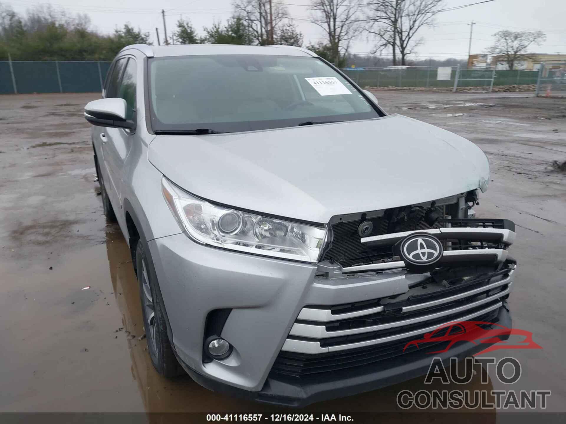 TOYOTA HIGHLANDER 2019 - 5TDJZRFH4KS568182