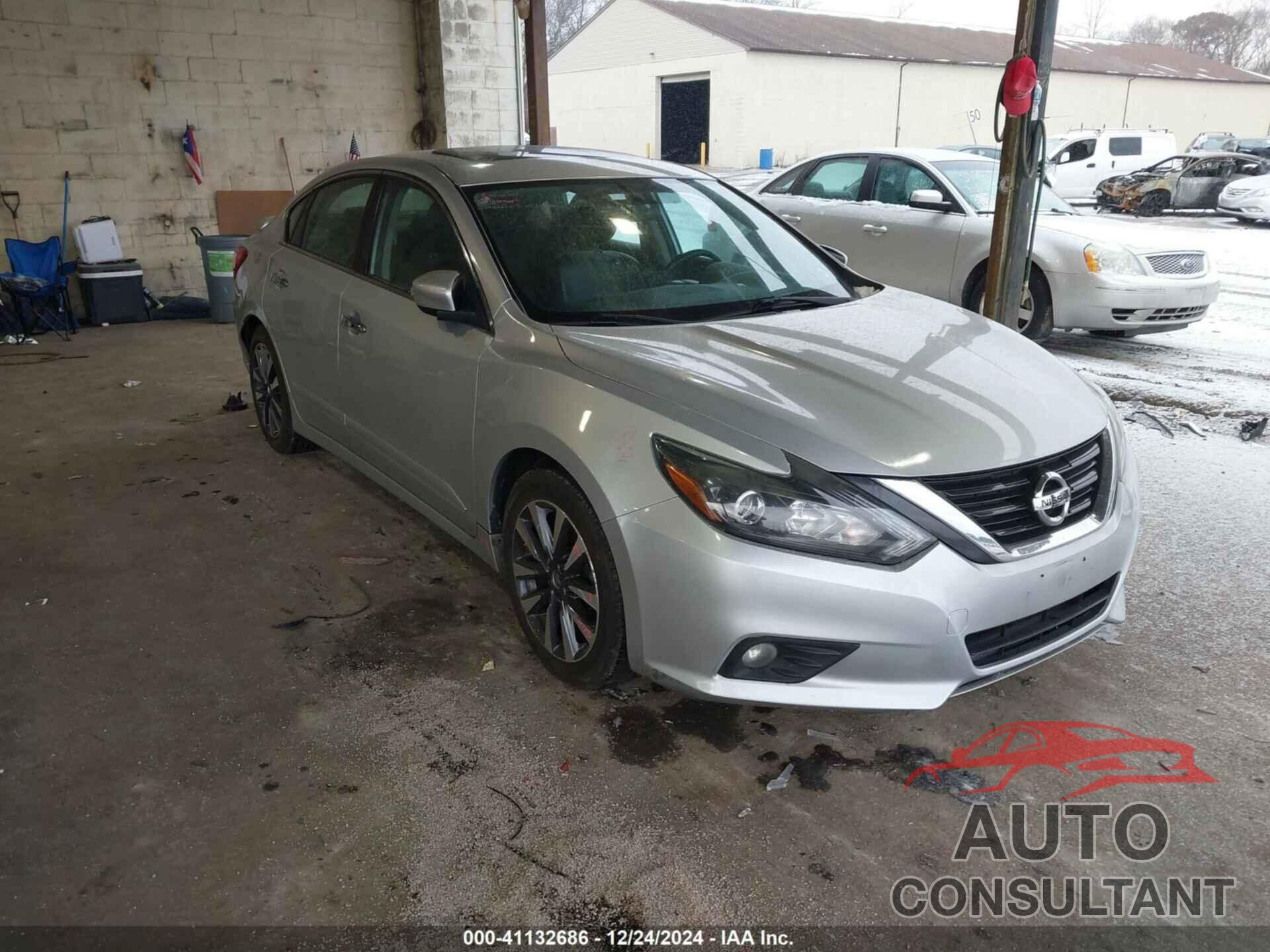 NISSAN ALTIMA 2017 - 1N4AL3AP3HC244928