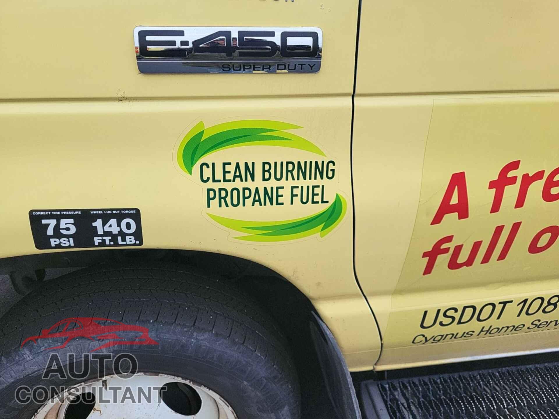 FORD ECONOLINE 2018 - 1FDXE4FSXJDC24995