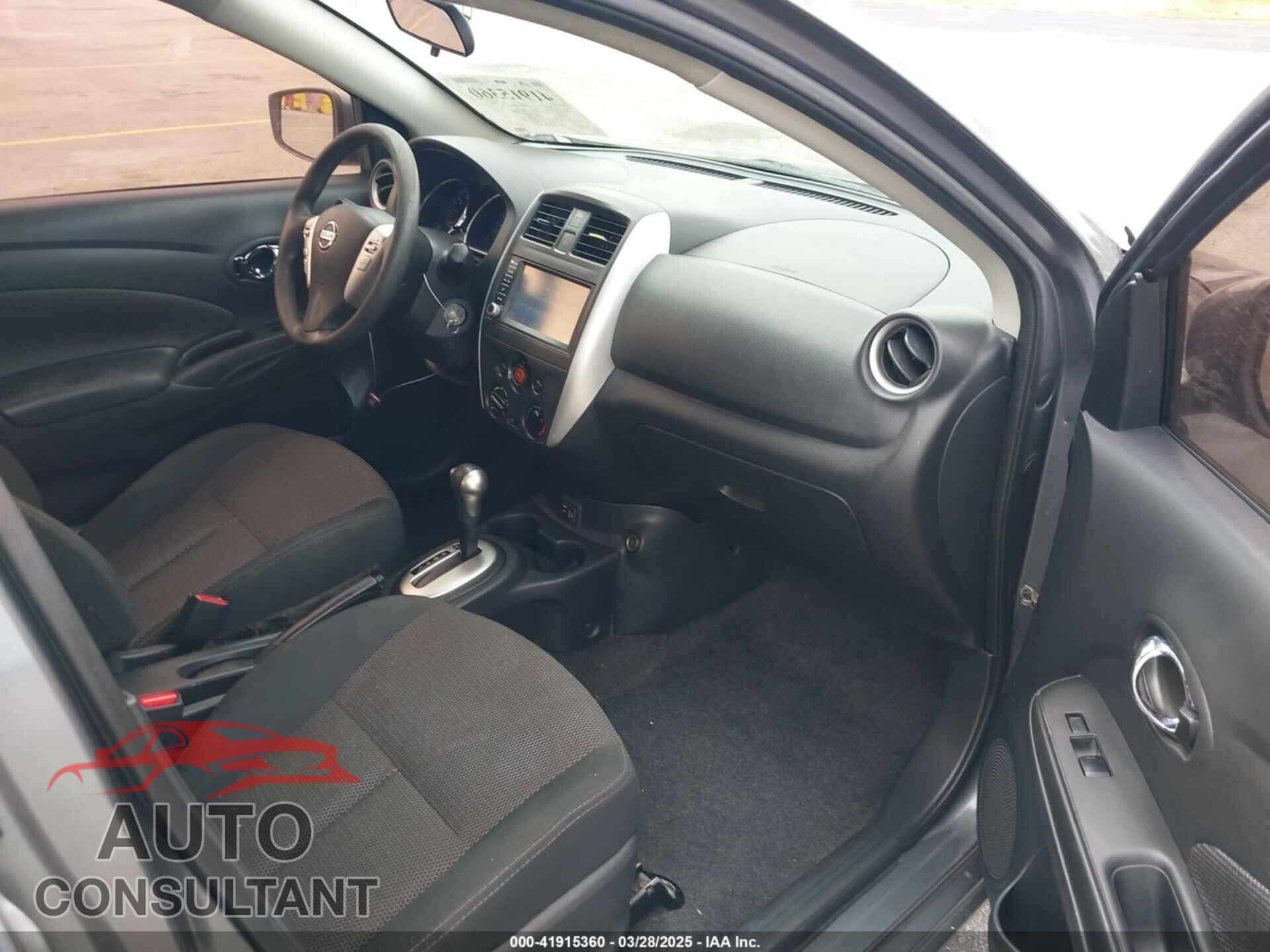 NISSAN VERSA 2019 - 3N1CN7AP3KL876363