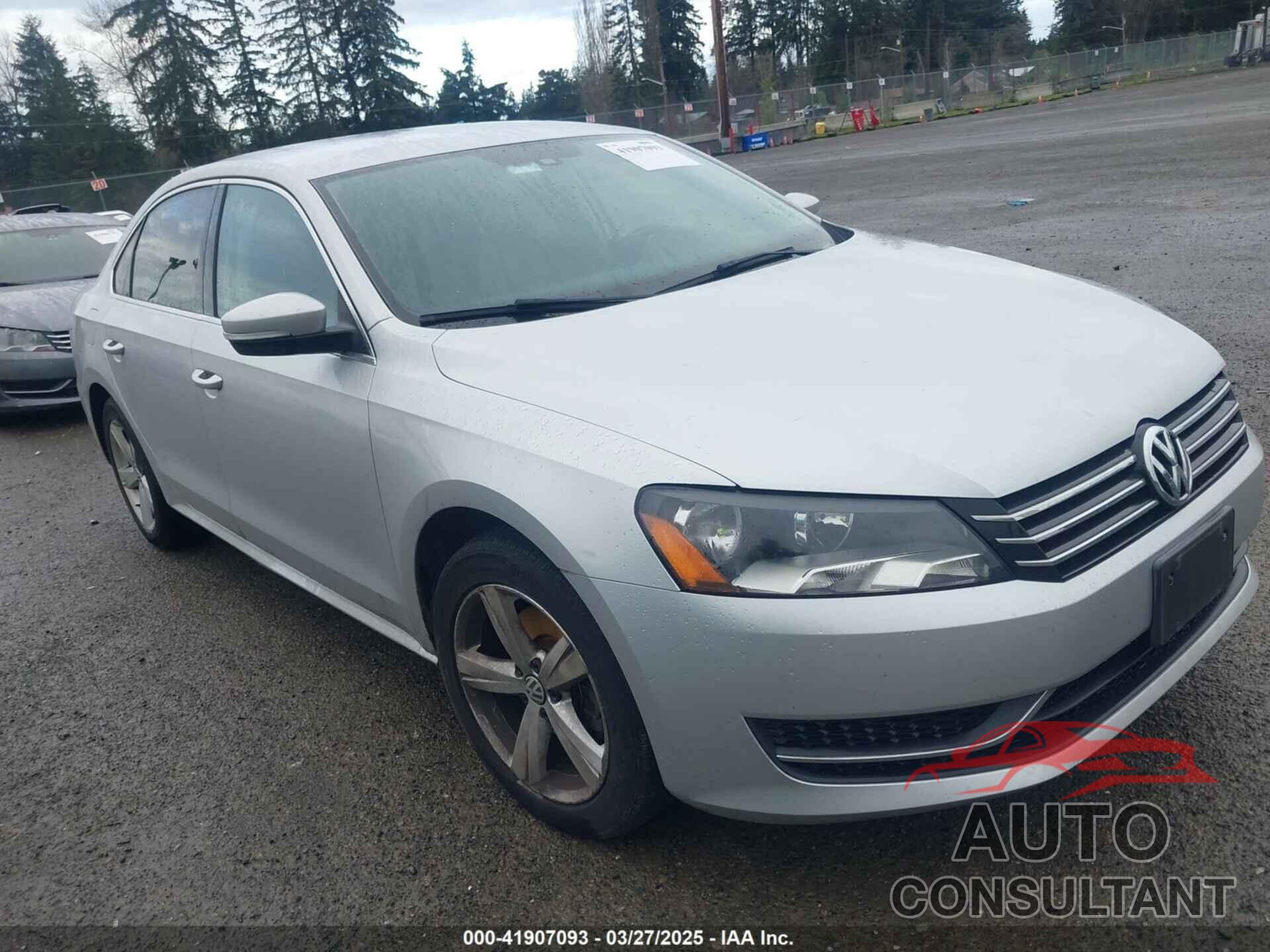 VOLKSWAGEN PASSAT 2014 - 1VWBT7A35EC102690